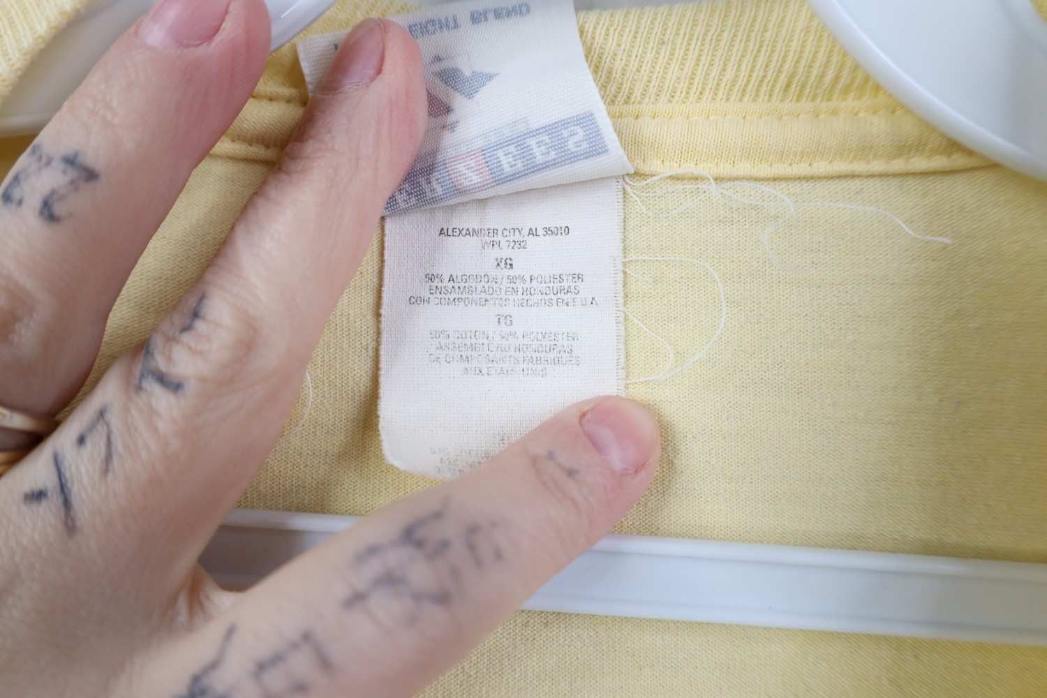 Vintage Vintage 90s Streetwear Babydoll Butterfly Art T-Shirt Yellow Size XL / US 12-14 / IT 48-50 - 9 Thumbnail