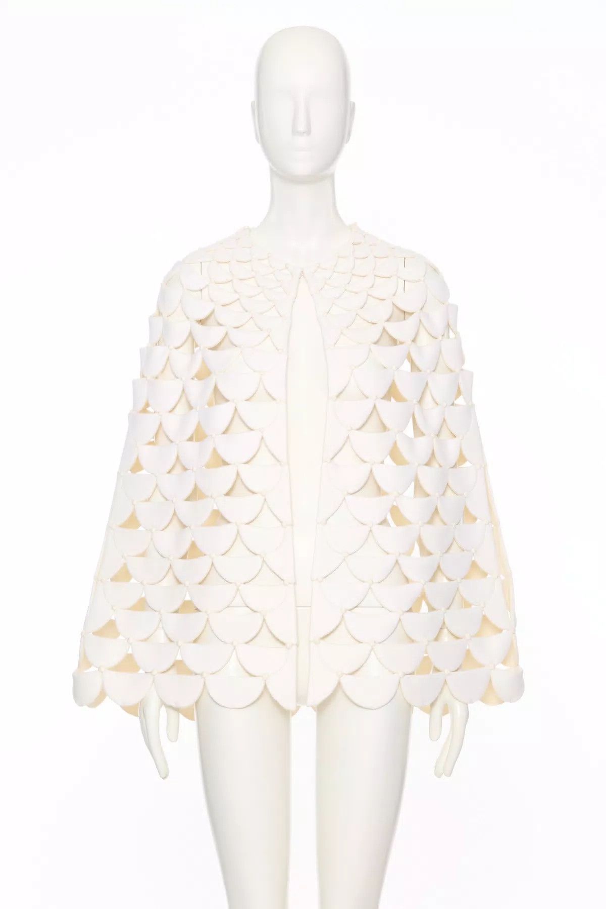 Valentino o1s1wg110426 Cape in Ivory Size S / US 4 / IT 40 - 1 Thumbnail