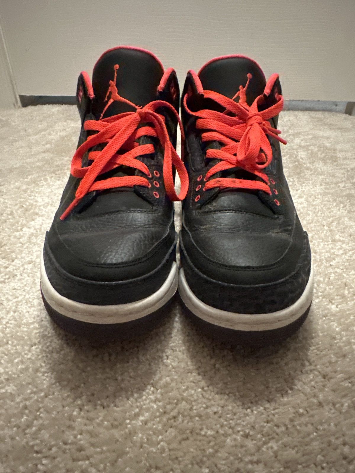 Jordan Brand Air Jordan 3 Retro GS ‘Crimson’ Size US 11 / EU 44 - 2 Thumbnail