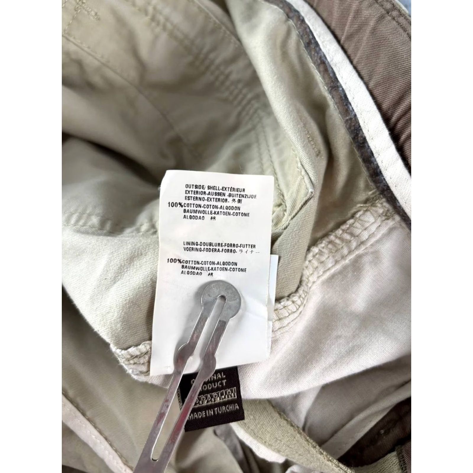 Napapijri Vintage Napapijri Cargo Shorts Size 52 Beige 100% Cotton Men's Size US 36 / EU 52 - 5 Thumbnail