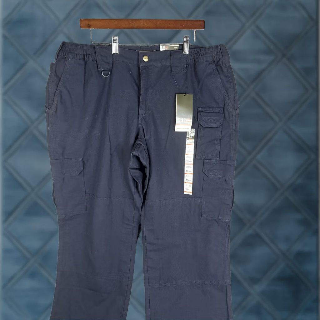 Vintage 5.11 Tactical Pants Womens 20 Regular Navy Cargo Workwear Elastic Waist Pockets Utility Cargo Pants Womens 5.11 Tactical Size 42" / US 20 - 1 Thumbnail