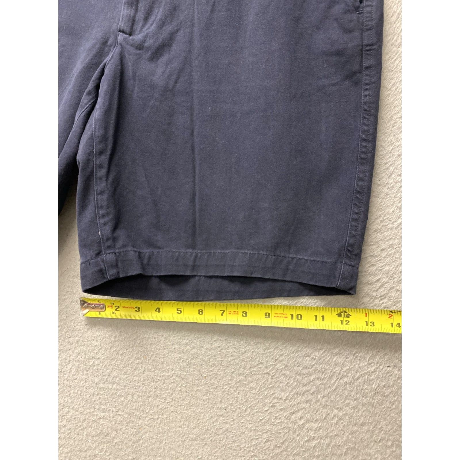 Gap VINTAGE Gap Men's Cotton Shorts Chino Flat Front Navy Blue 36 Waist 8-Inch Inseam Men Size US 36 / EU 52 - 6 Thumbnail