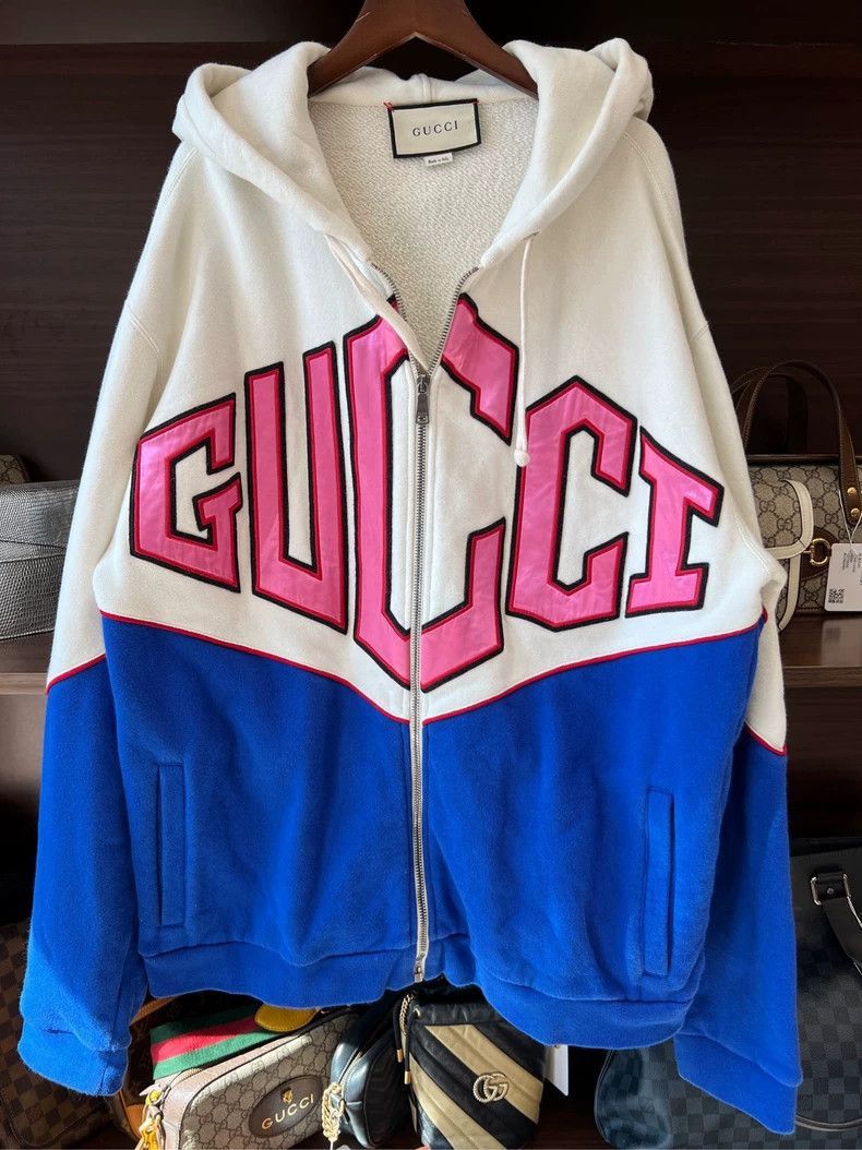 Gucci Gucci Hooded zip up sweatshirt with gucci striped