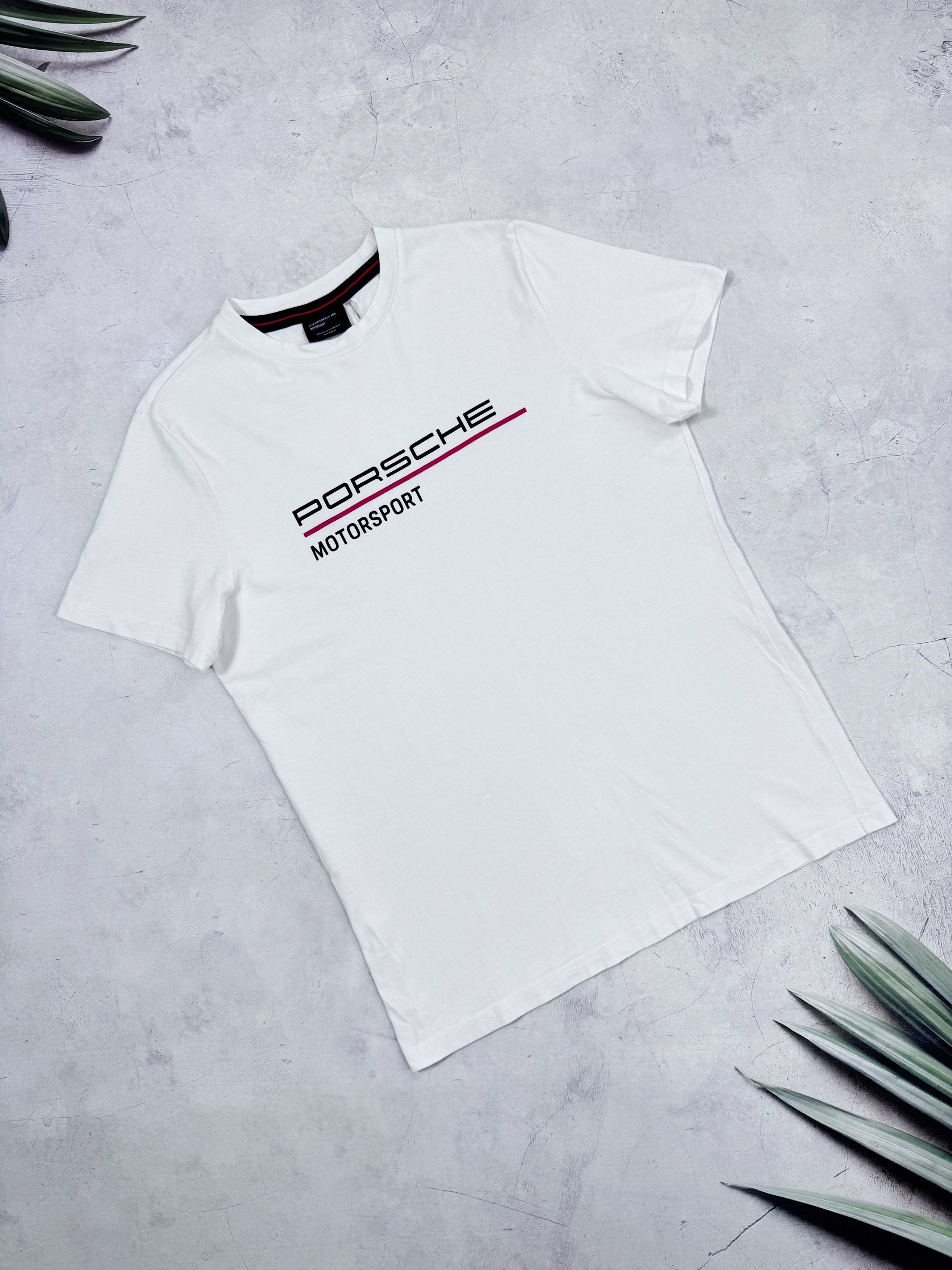 Porsche Design Porsche Motorsport T-Shirt Racing Printed Central Logo Size US M / EU 48-50 / 2 - 2 Thumbnail
