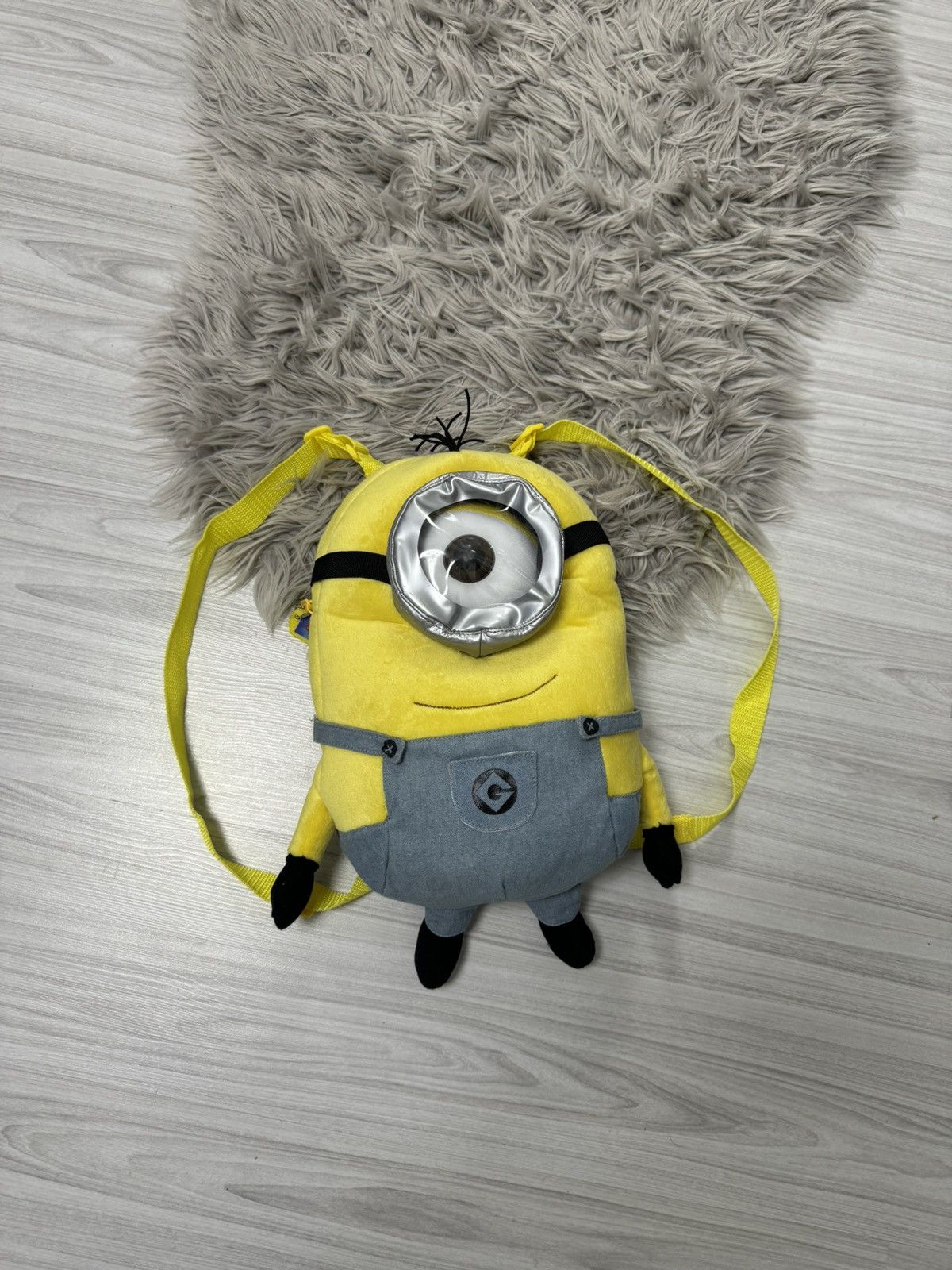 Japanese Brand × Vintage y2k Despicable Me Minions Plush Backpack Size ONE SIZE - 1 Thumbnail