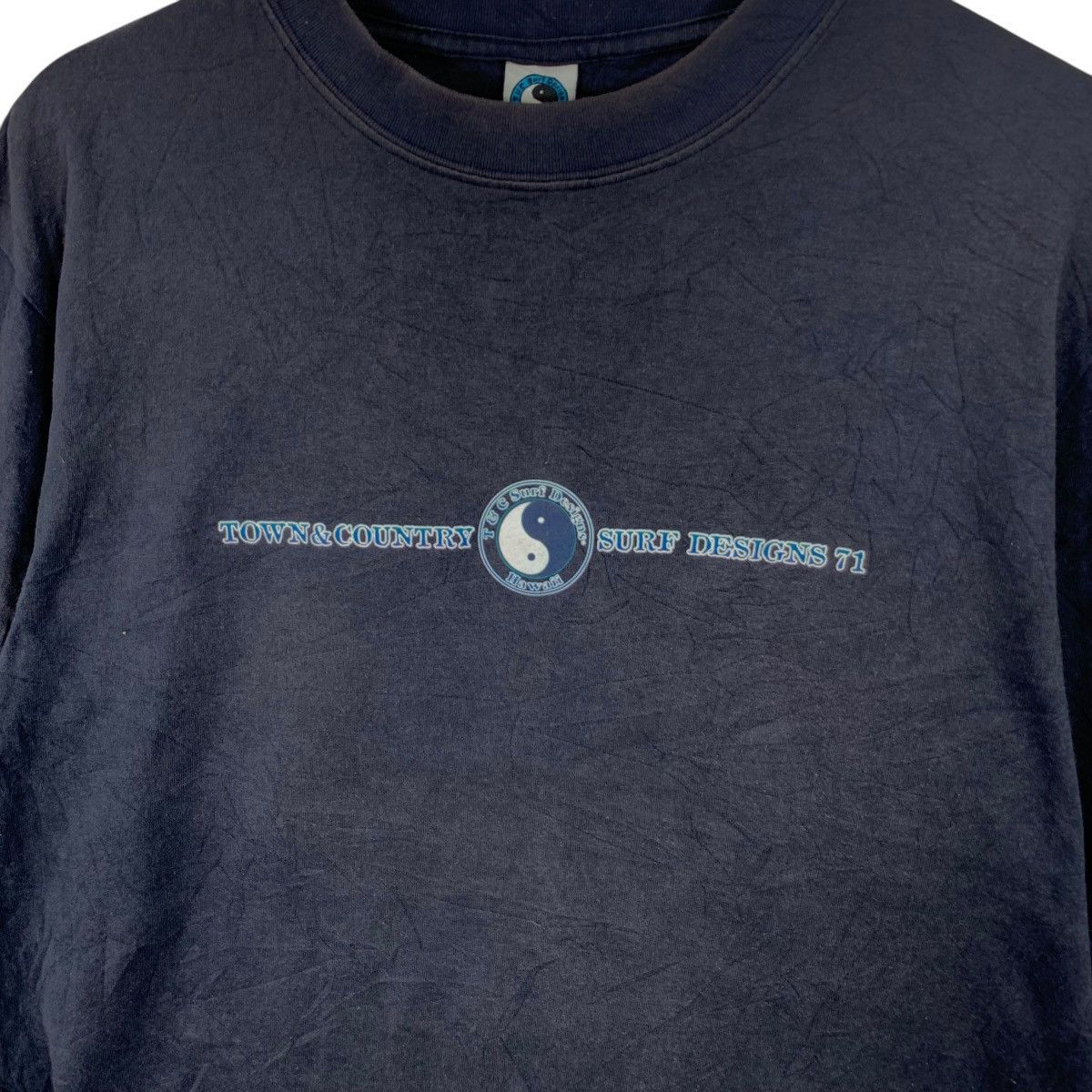 Vintage Vintage T&C TOWN COUNTRY SURF Flame Natural Faded Tee Shirt Size US L / EU 52-54 / 3 - 3 Thumbnail