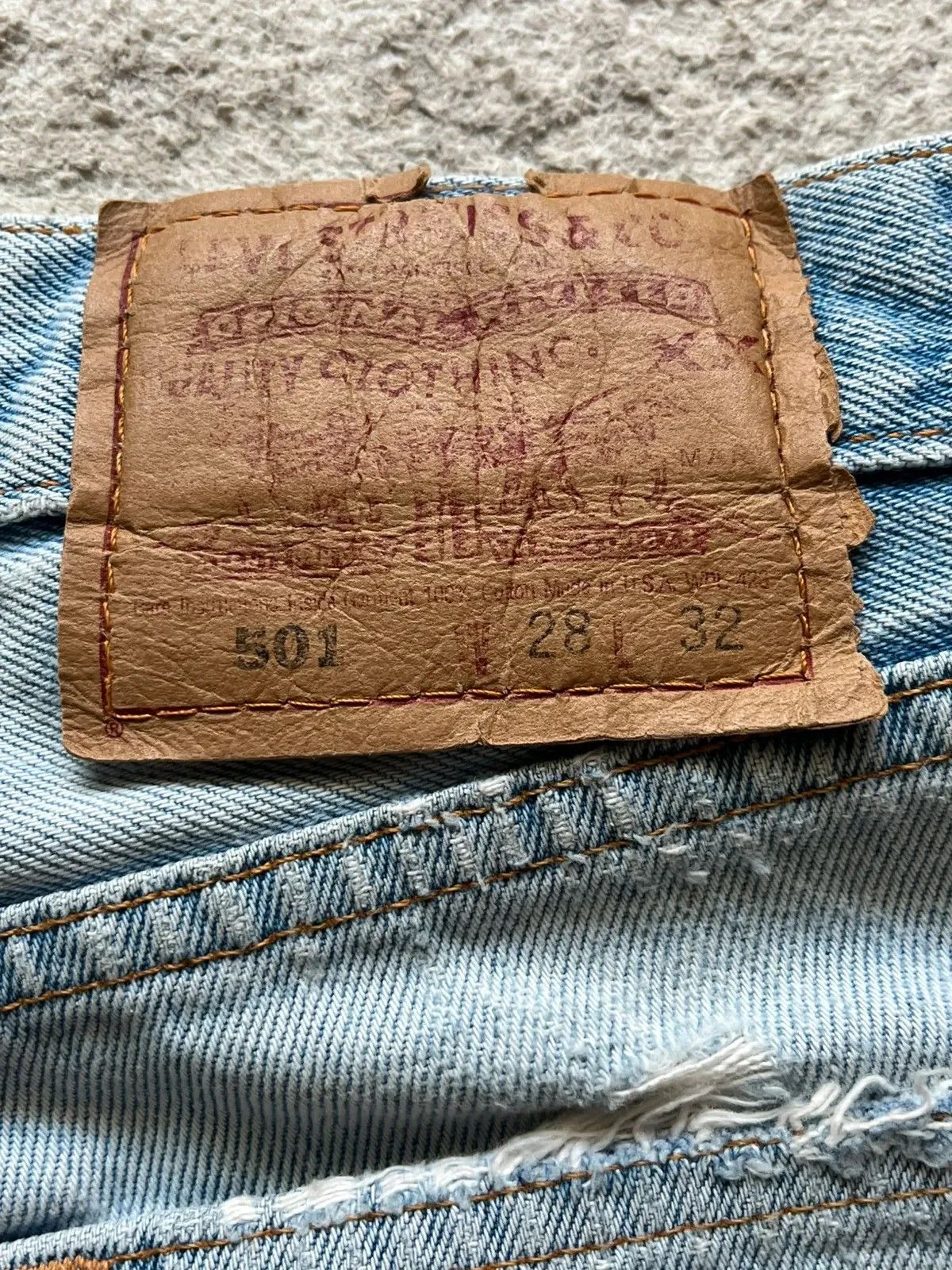 Levi's Levi’s Women Shorts Sz W 28 Made in USA Denim Distressed Size 28" / US 6 / IT 42 - 16 Thumbnail