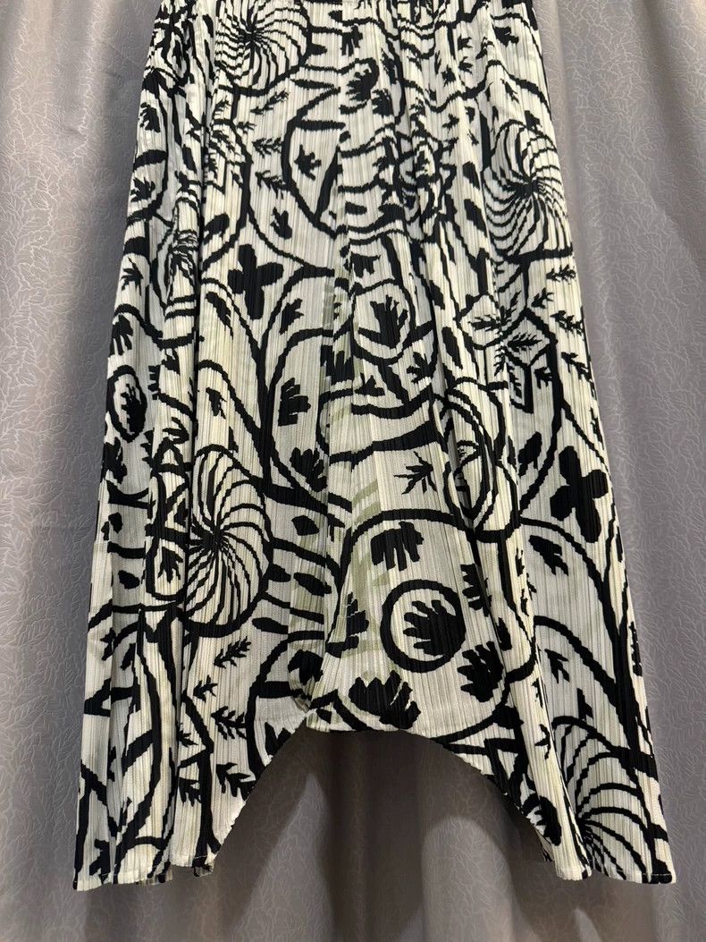 Issey Miyake Issey Miyake size:5 The Tree of Life low-crotch pants Size 42" / US 20 - 4 Thumbnail