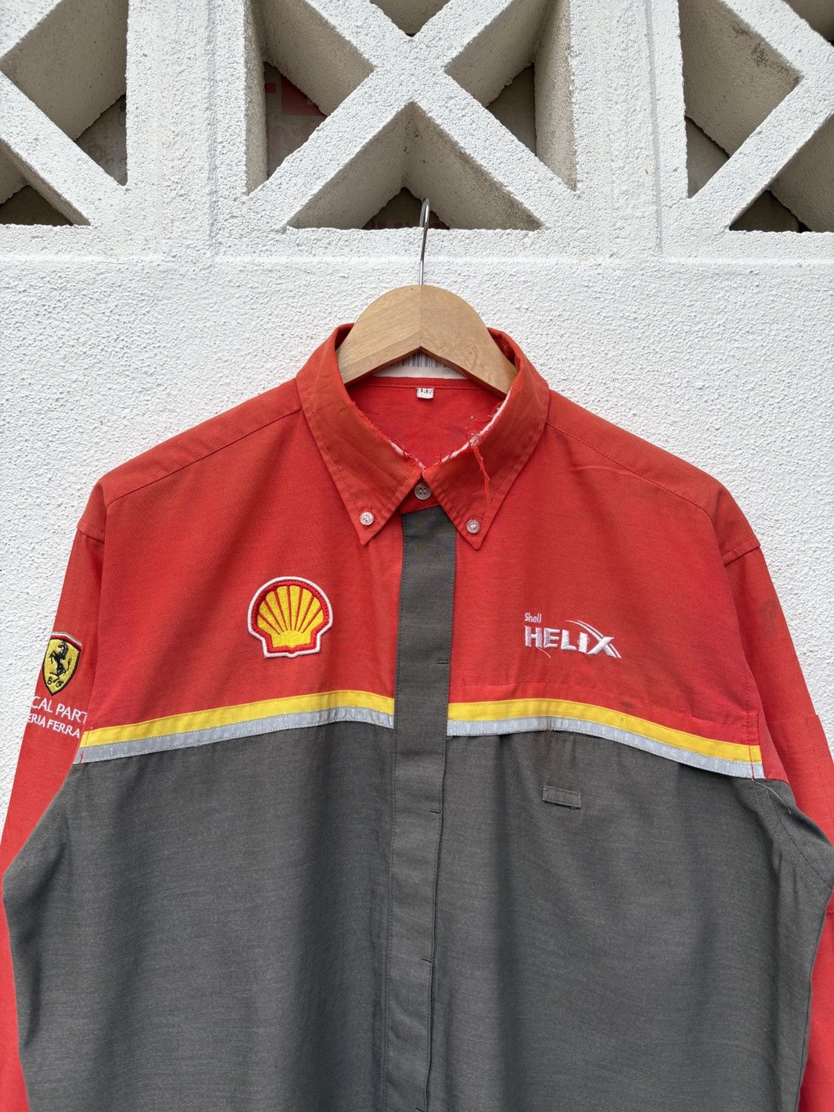 Ferrari Vintage Shell Technical Partner Scuderia Ferrari Size US L / EU 52-54 / 3 - 1 Thumbnail