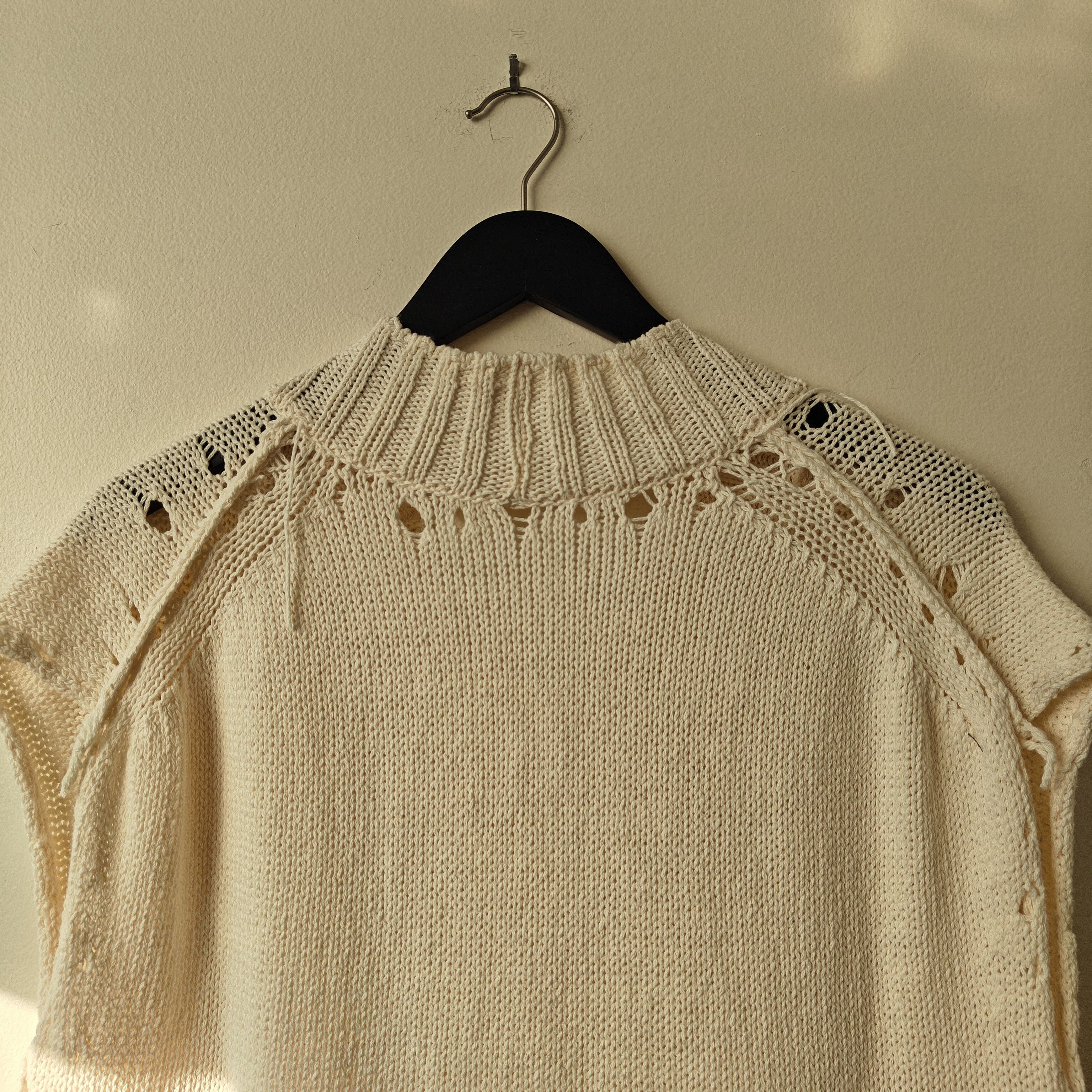 Y's LNWOT Distressed v neck sweater collegiate ivy Size US M / EU 48-50 / 2 - 12 Thumbnail