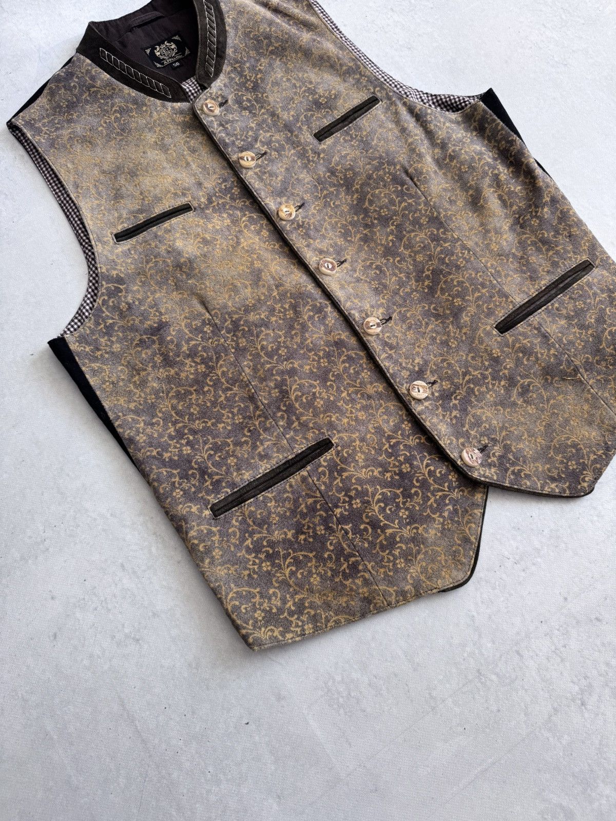 Other Vintage Alpin De Luxe Traditional Alpin Velour Vests Men Size US XL / EU 56 / 4 - 2 Thumbnail