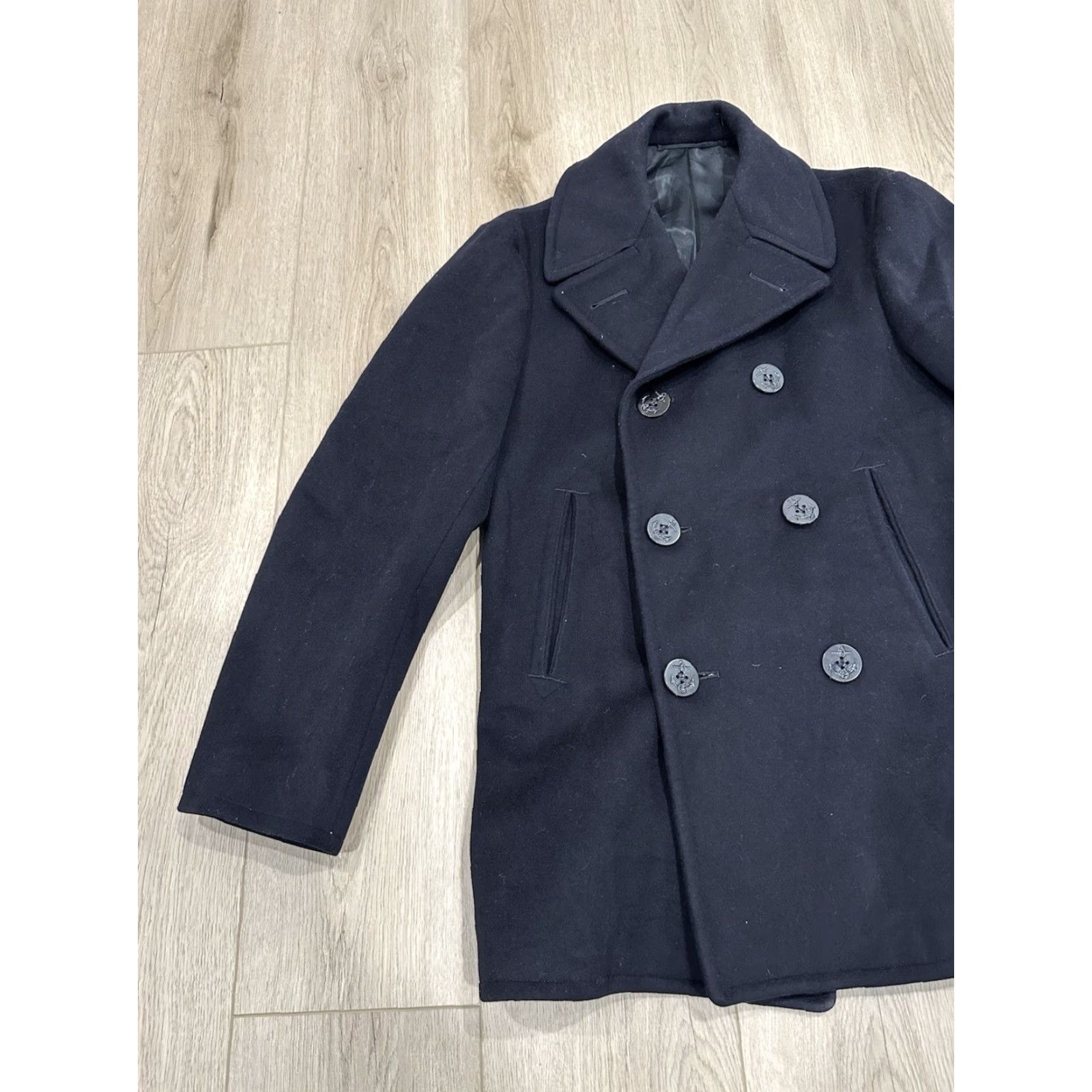 Vintage VINTAGE Kersey US Navy Peacoat 36R Wool Black Double-Breasted Navy Mens Coat Pockets Sailor Style Size US XXS / EU 40 - 4 Thumbnail