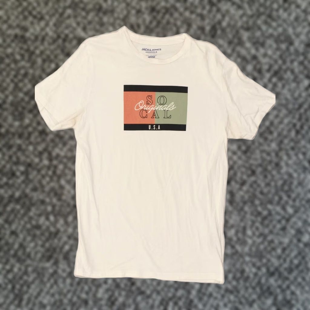 Jack & Jones JACK & JONES Mens T-Shirt Medium White Cotton Graphic Regular Fit AR07 Size US M / EU 48-50 / 2 - 1 Thumbnail