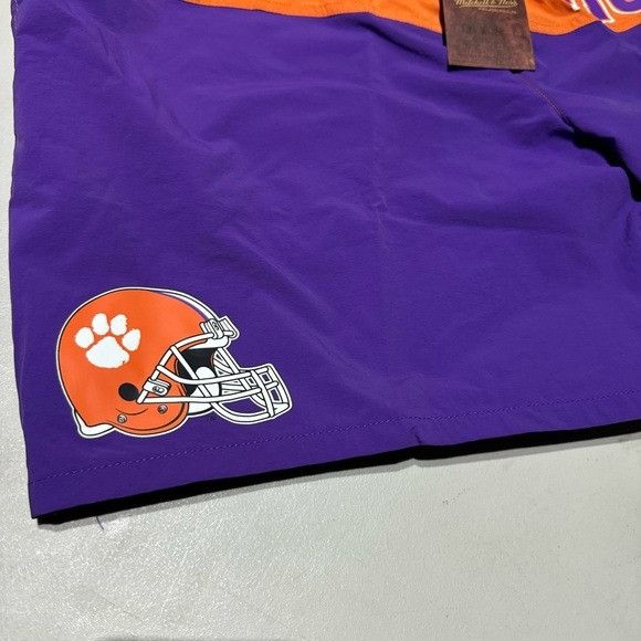 Mitchell & Ness NWT MITCHELL & NESS NCAA NYLON UTILITY CLEMSON TIGERS SHORTS Size US 36 / EU 52 - 6 Thumbnail