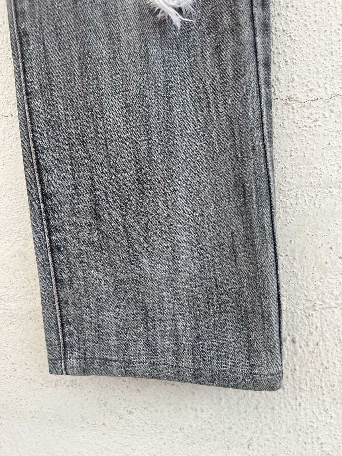 Schlussel Vintage Schlussel Japan Ripped Distressed Denim Grey Jeans Size US 31 - 15 Thumbnail