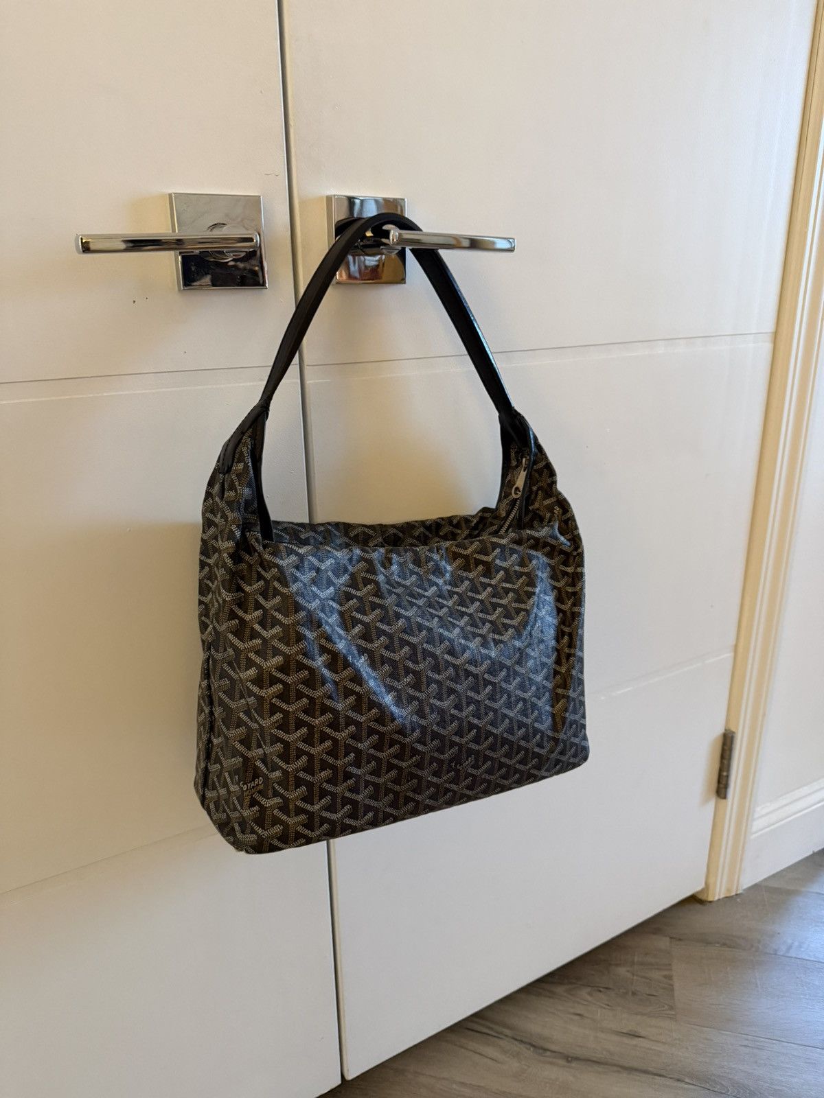 Goyard Goyard Hobo Fidji Zip Closure Bag (Black) Size ONE SIZE - 4 Thumbnail