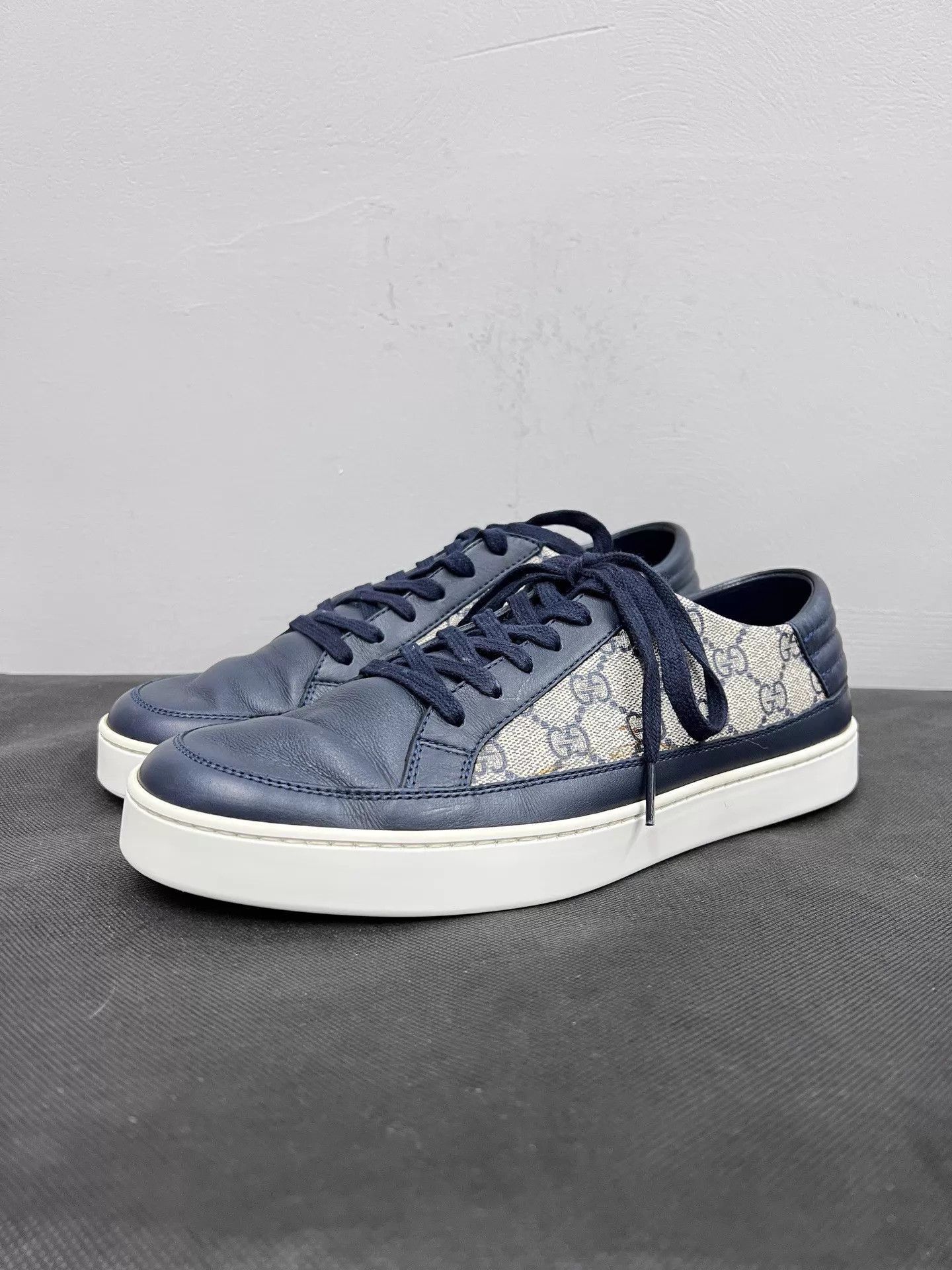 Gucci Blue Low-Top Sneakers Size 9 Size US 9 / EU 42 - 1 Thumbnail