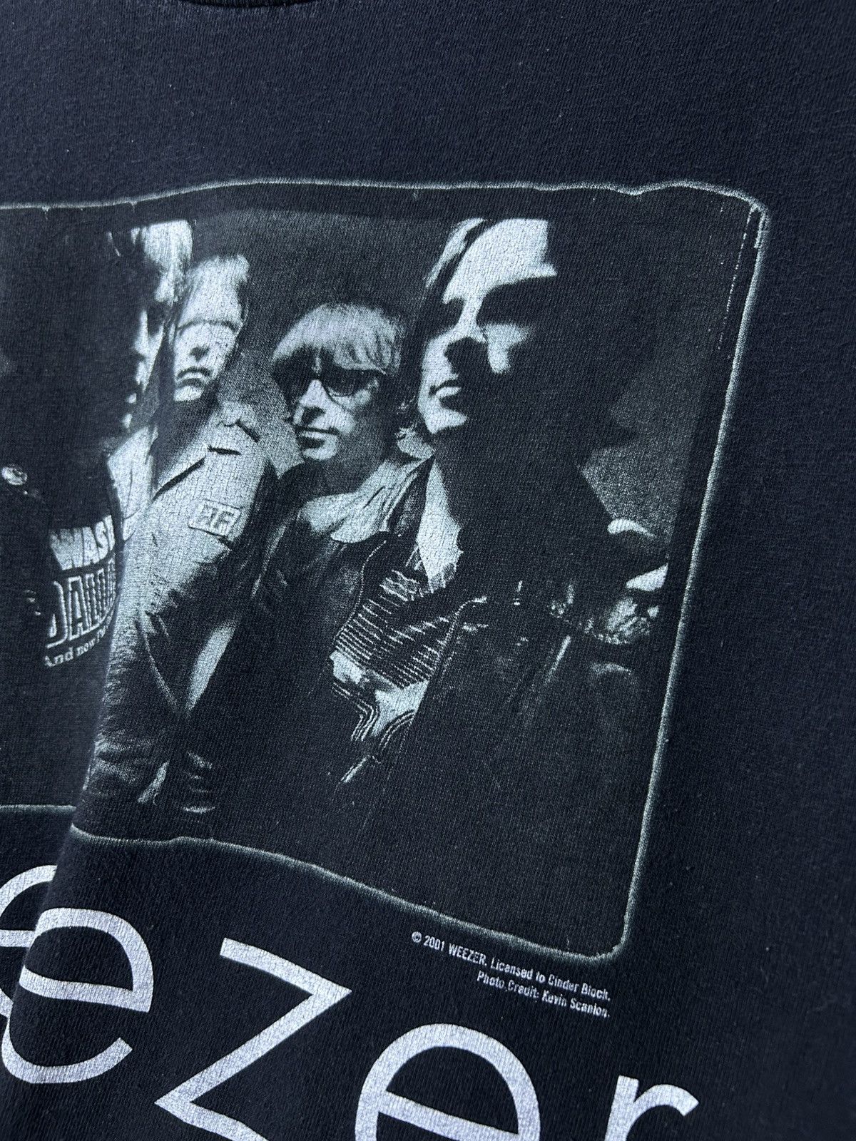 Band Tees 2001 Weezer Vtg Concert Tee Size US L / EU 52-54 / 3 - 2 Thumbnail