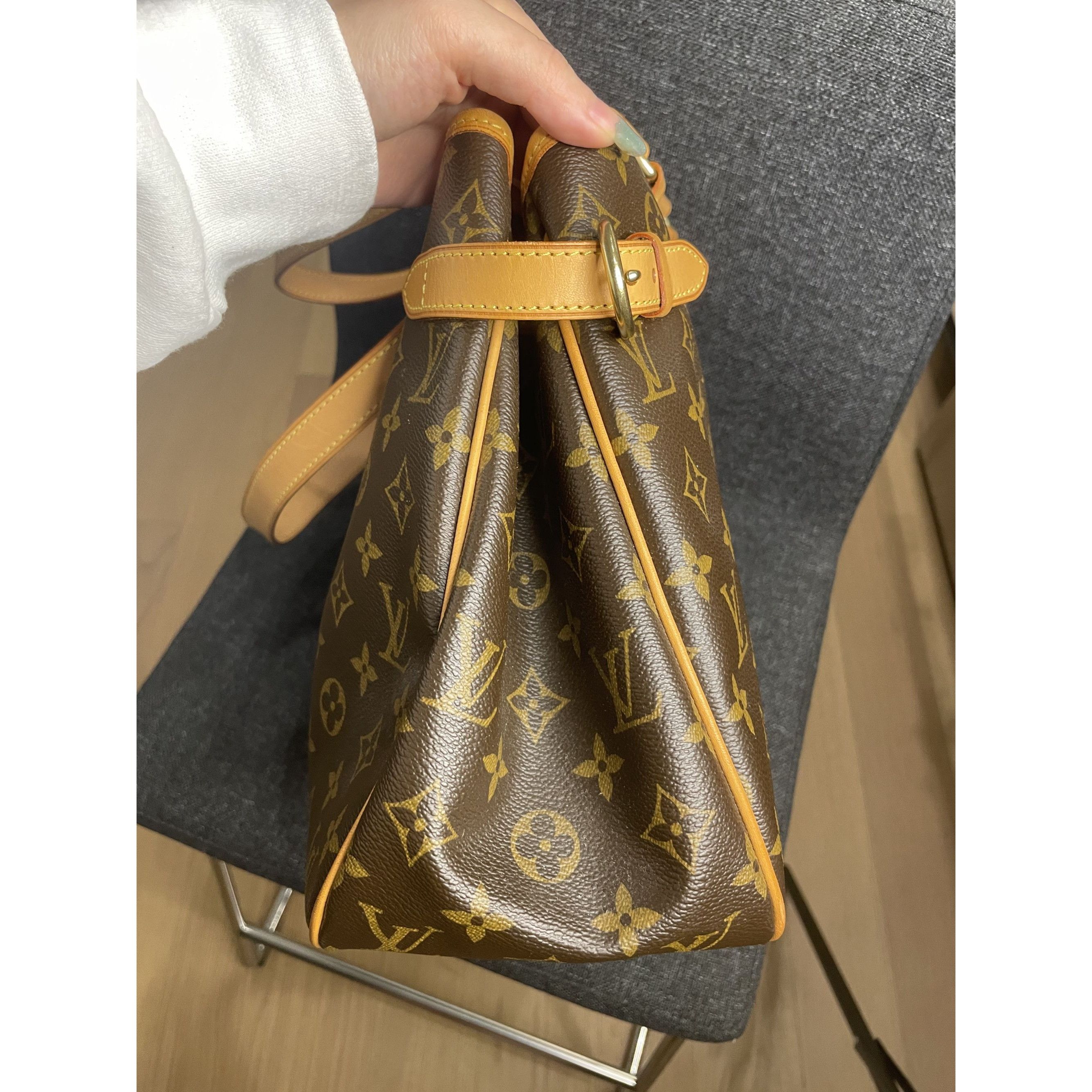 Louis Vuitton Louis Vuitton Monogram Canvas Totally PM Shoulder Bag With T Size ONE SIZE - 4 Thumbnail