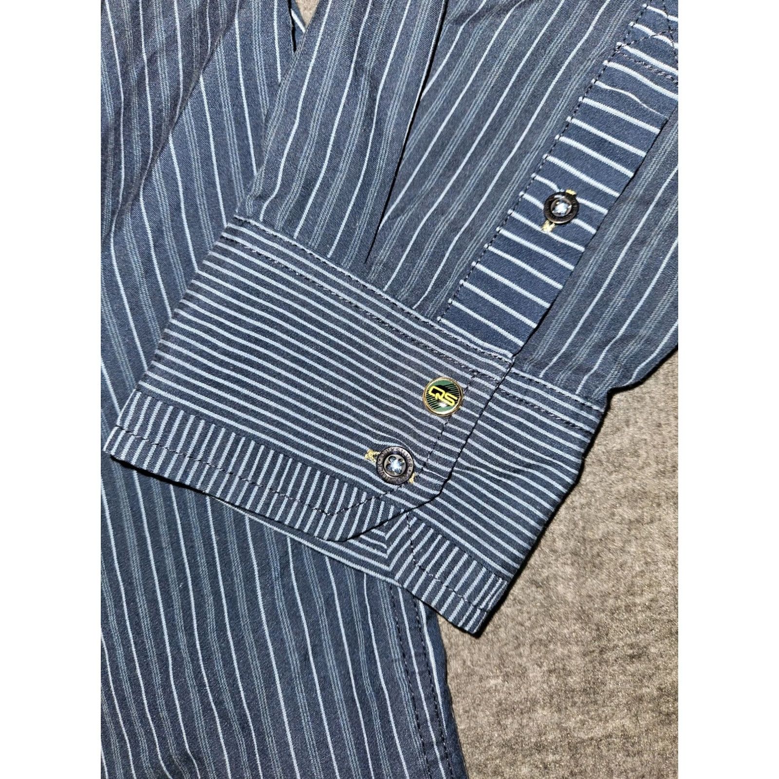 Quiksilver Quicksilver Button Up Shirt Mens XL Long Sleeve Blue Striped 90s Casual Logo Shirt Size US XL / EU 56 / 4 - 4 Thumbnail