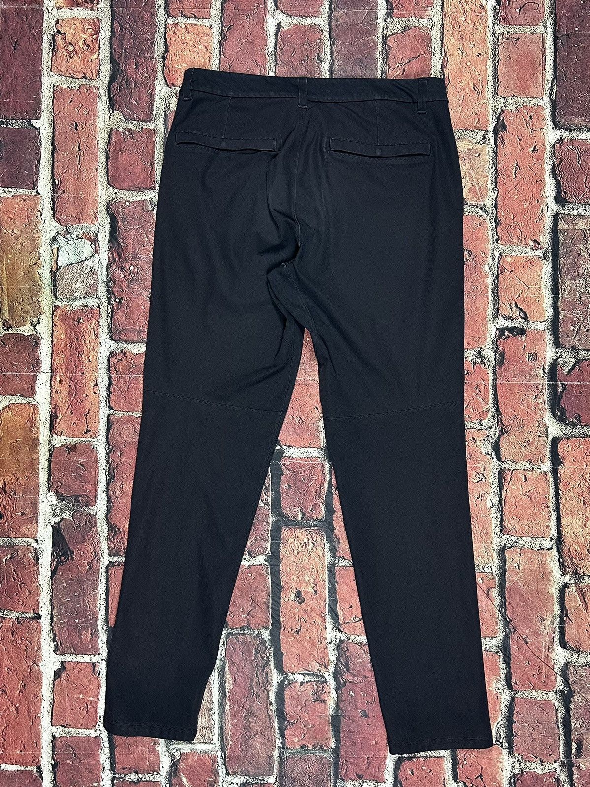 Lululemon Lululemon Pants Men’s 32x30 Gray ABC Classic Slim Fit Casual Size US 32 / EU 48 - 2 Thumbnail