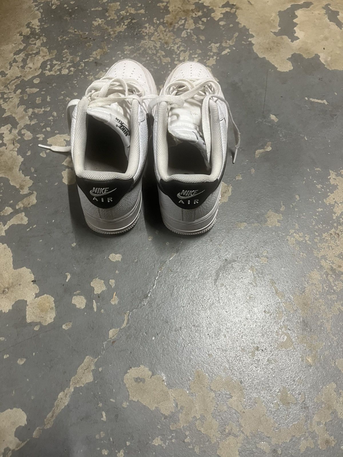 Nike Air forces Size US 7.5 / EU 40-41 - 3 Thumbnail