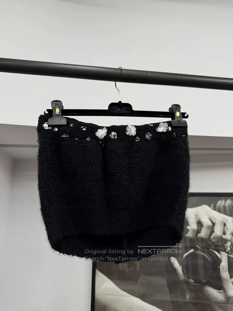 Chanel Chanel Black snowflake chest Size XS / US 0-2 / IT 36-38 - 2 Thumbnail