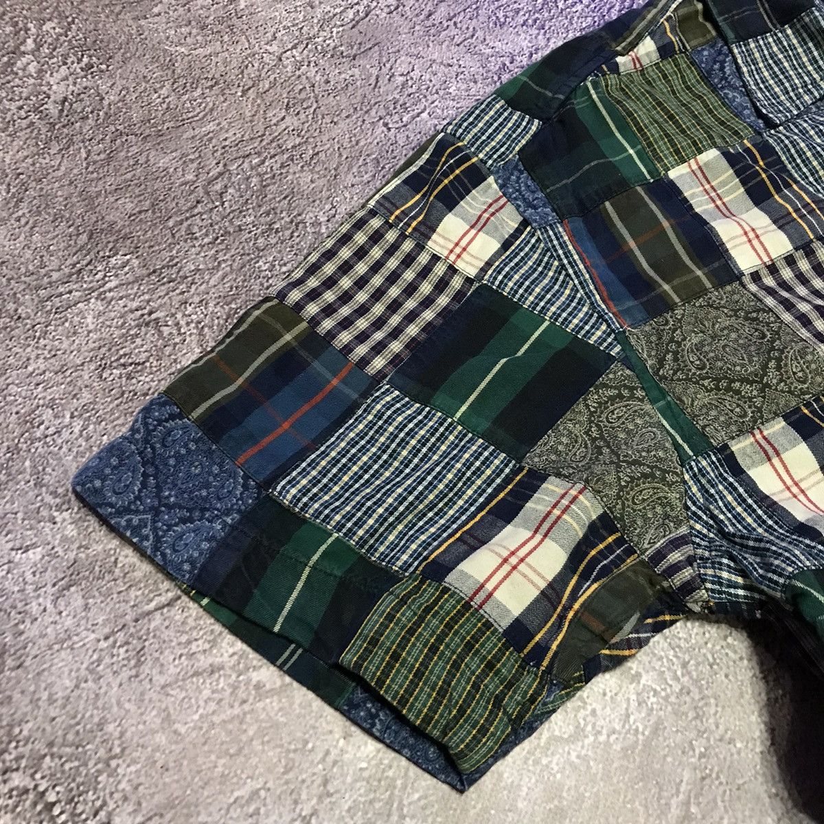 Vintage Vintage Y2K Patchwork Gap Oversized Button Up Shirt Punk XL Size US XL / EU 56 / 4 - 4 Thumbnail