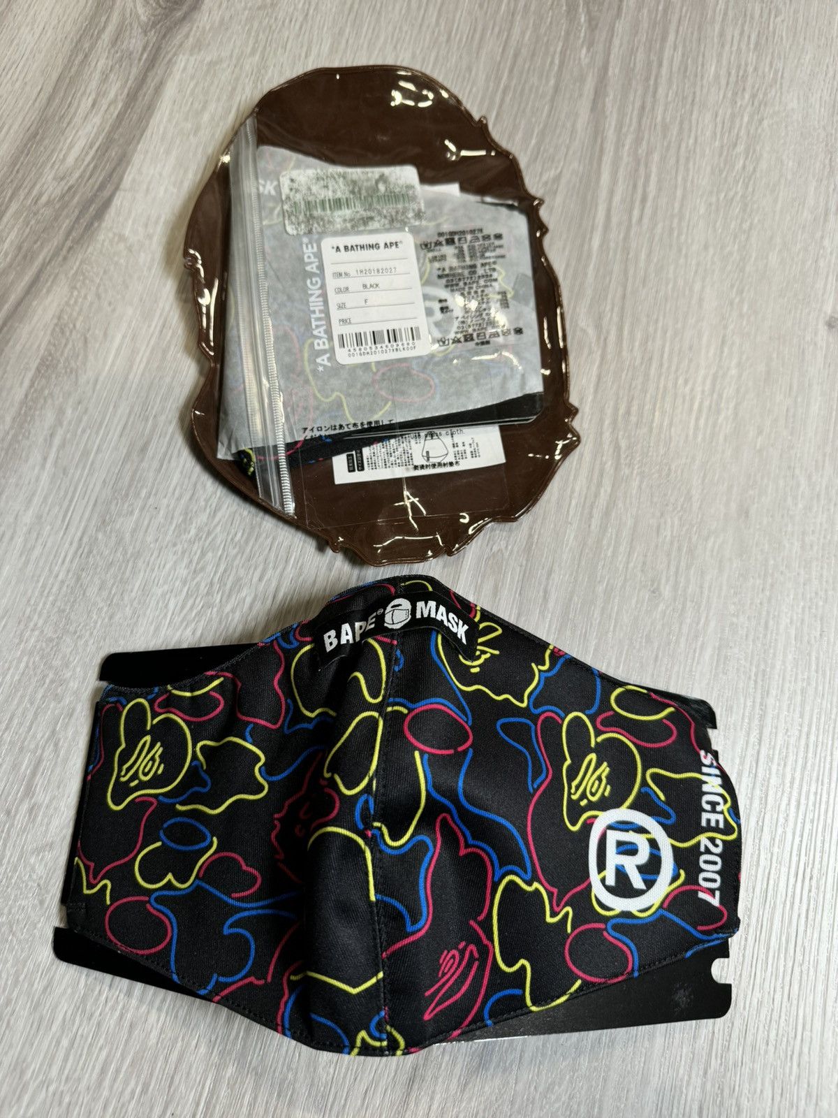 Bape Bape Neon Camo Mask Size ONE SIZE - 5 Thumbnail