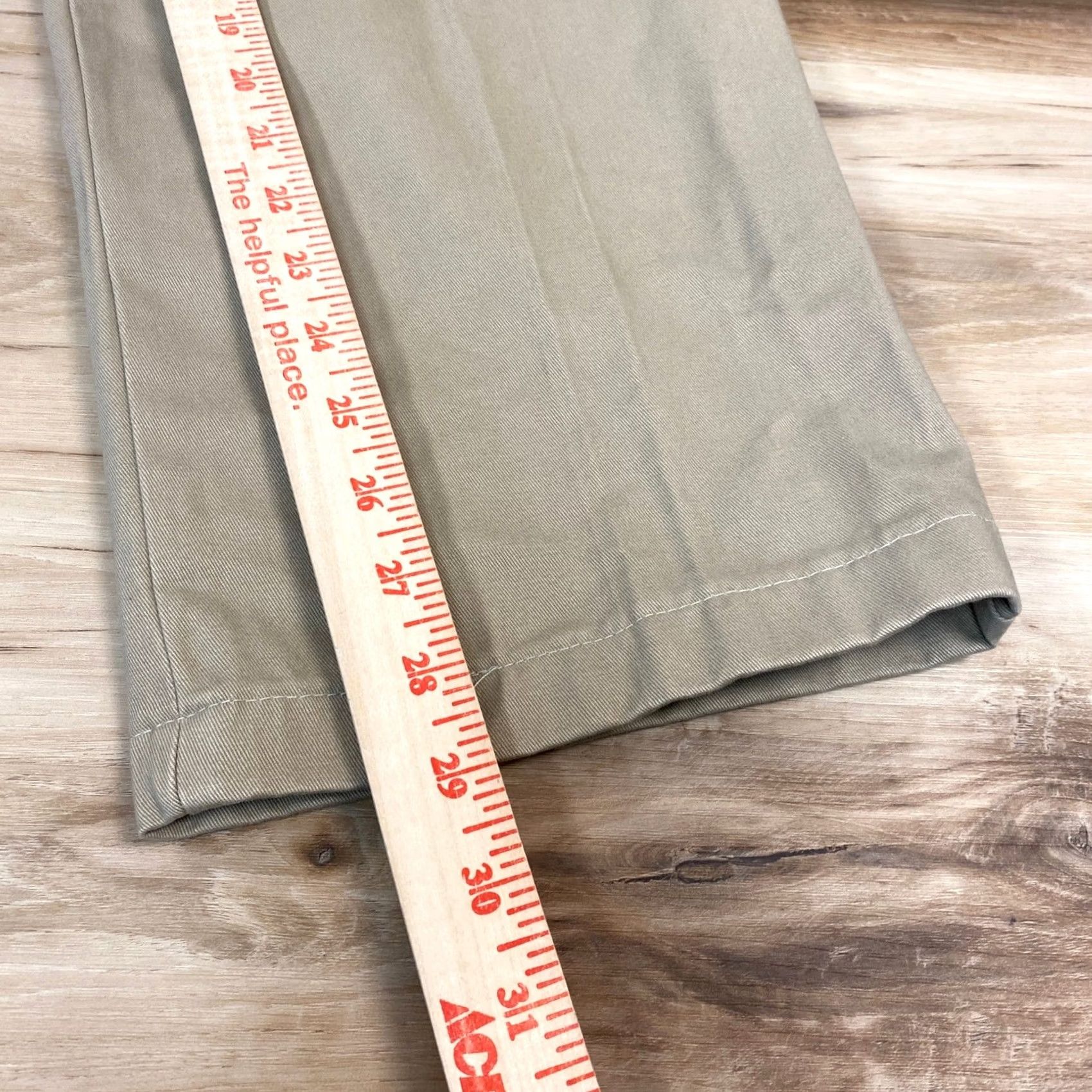 Lands' End Lands' End Mens Chino Pants Pleated Traditional Fit Beige Khaki 38x30 Slim Size US 38 / EU 54 - 6 Thumbnail
