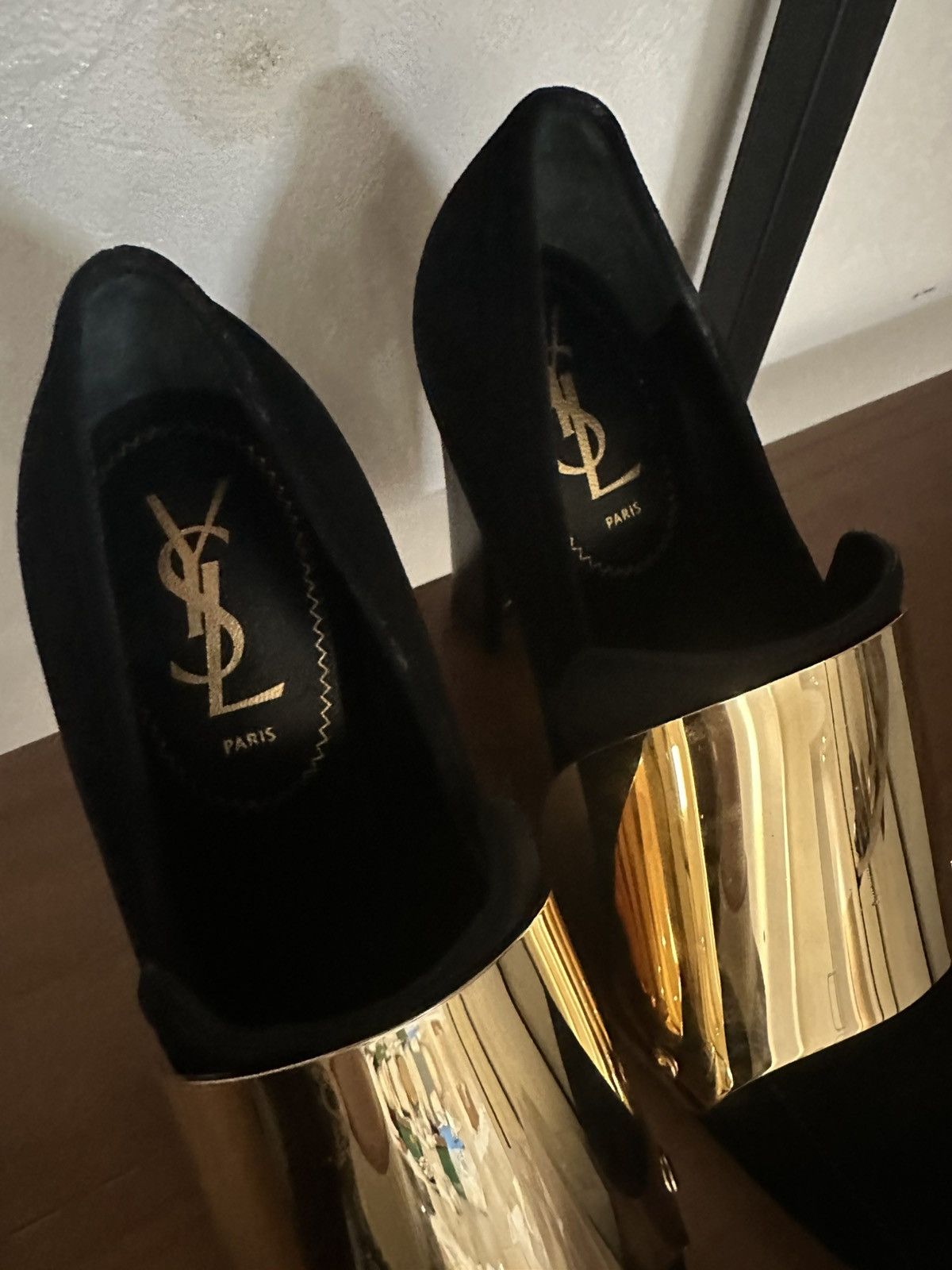 Yves Saint Laurent YSL Black & Gold Sculpted Platform Heels Size US 8.5 / IT 38.5 - 10 Thumbnail