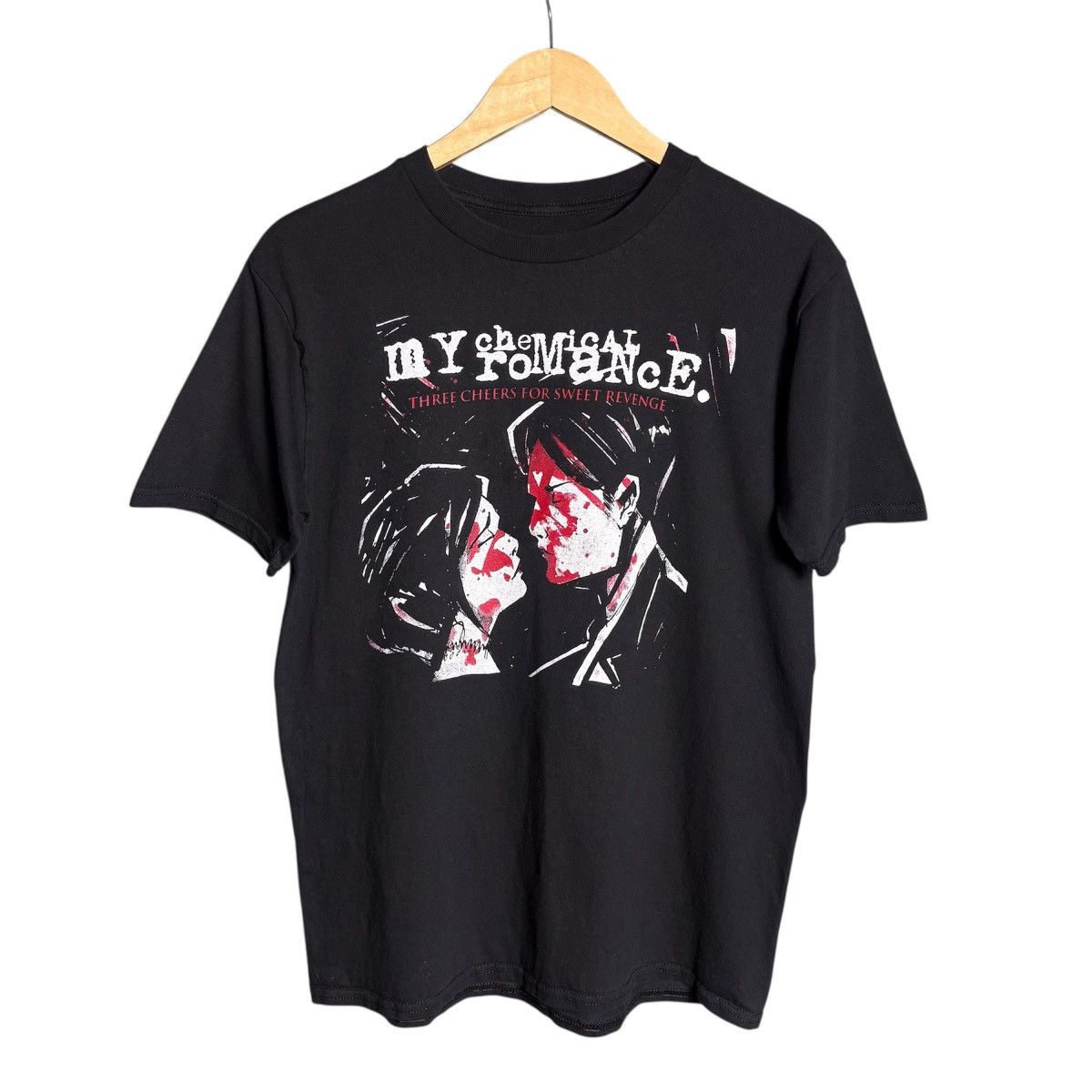 Band Tees Vintage Y2K My Chemical Romance Three Cheers Band Tee Size US M / EU 48-50 / 2 - 1 Thumbnail