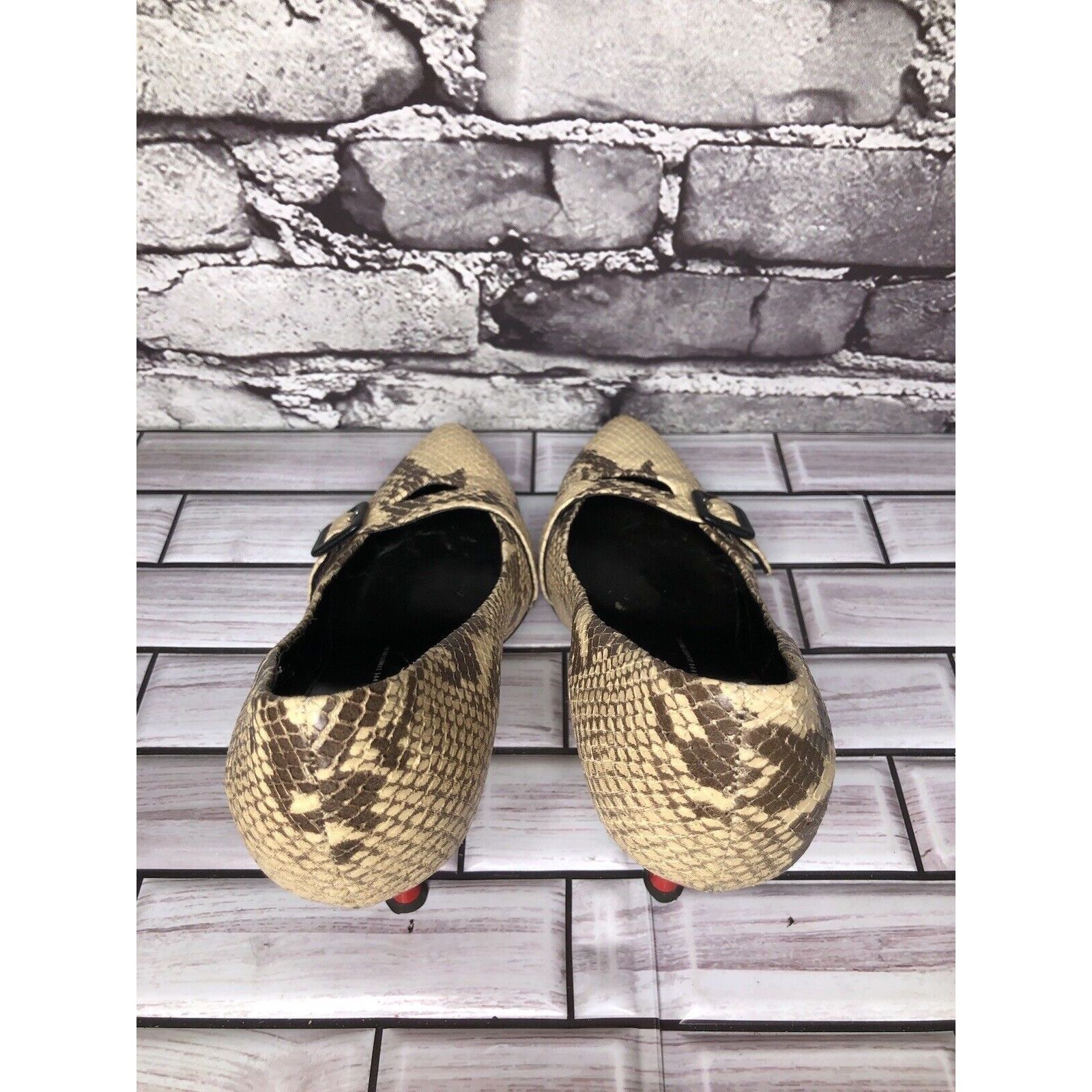 Giuseppe Zanotti Giuseppe Zanotti Cream Leather Black SnakeSkin Pointed Strap Size US 6.5 / IT 36.5 - 13 Thumbnail
