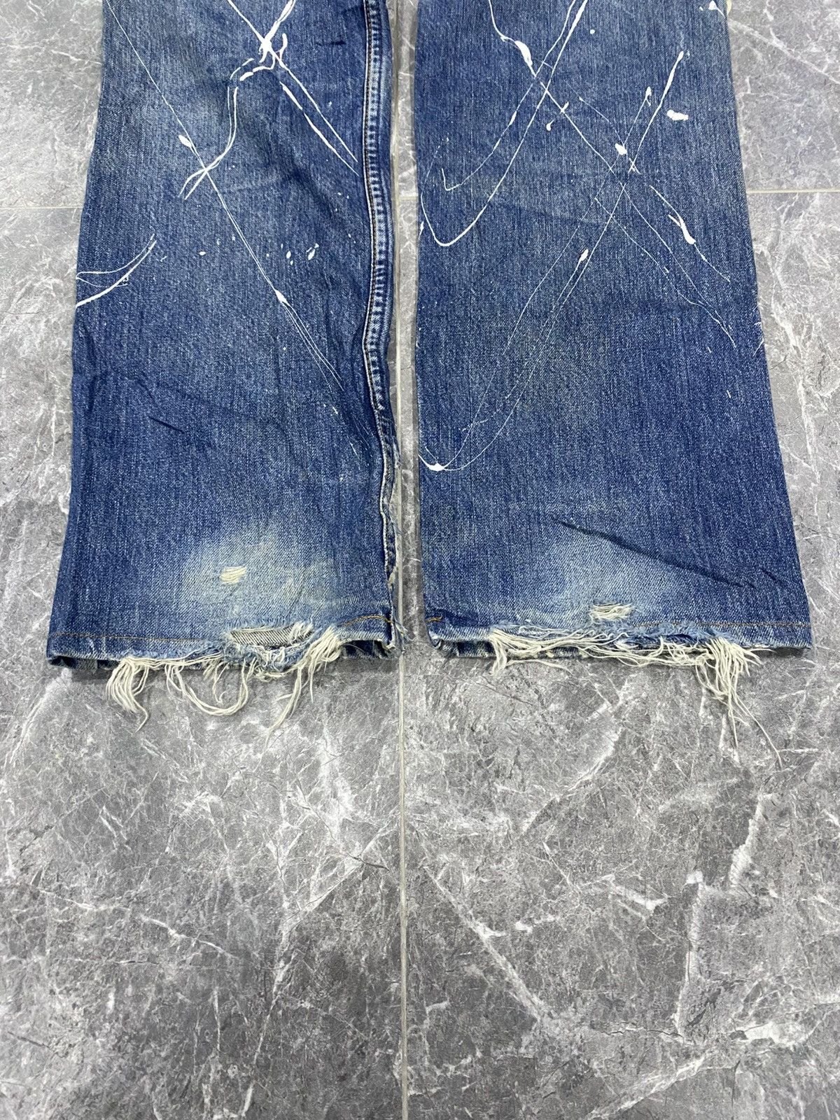 Levi's Vintage Clothing Vintage Levi’s 519 Distressed Denim Jeans Size US 30 / EU 46 - 9 Thumbnail
