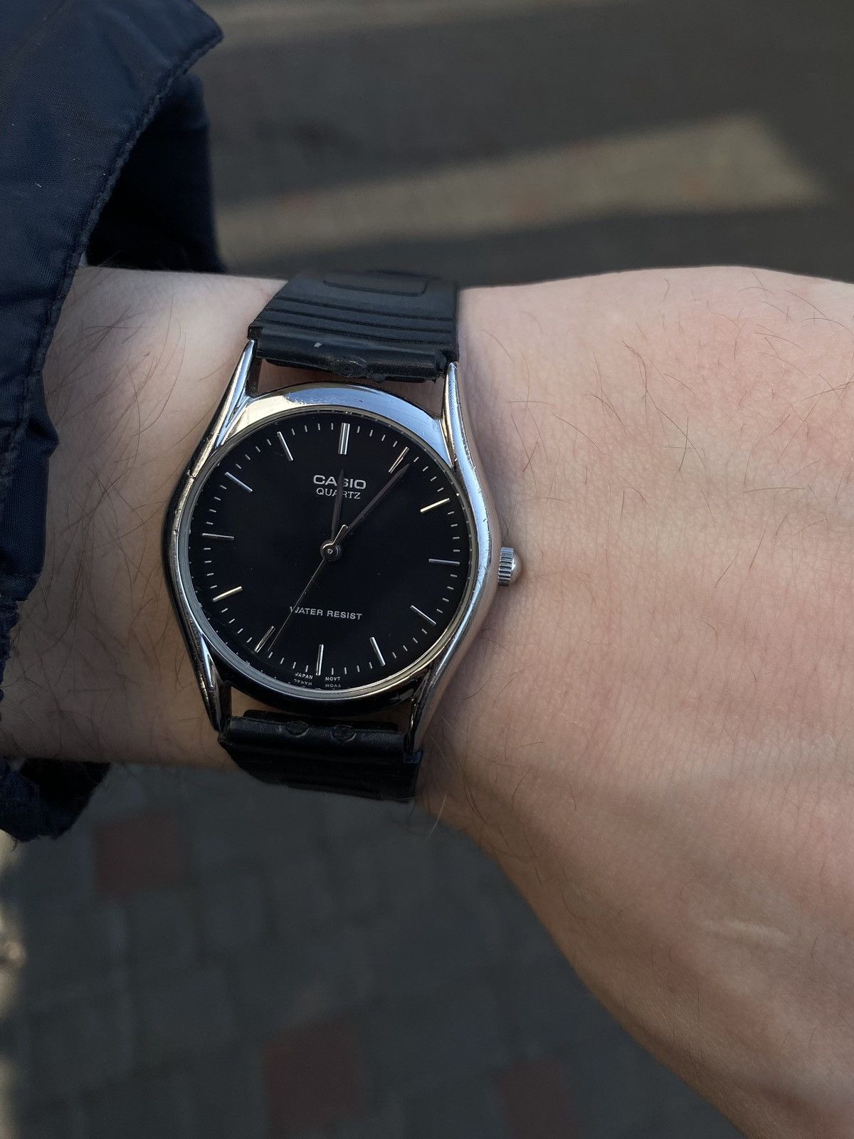 Casio Classic Casio Quartz Black Dial Watch – Japanese brand Size ONE SIZE - 4 Thumbnail