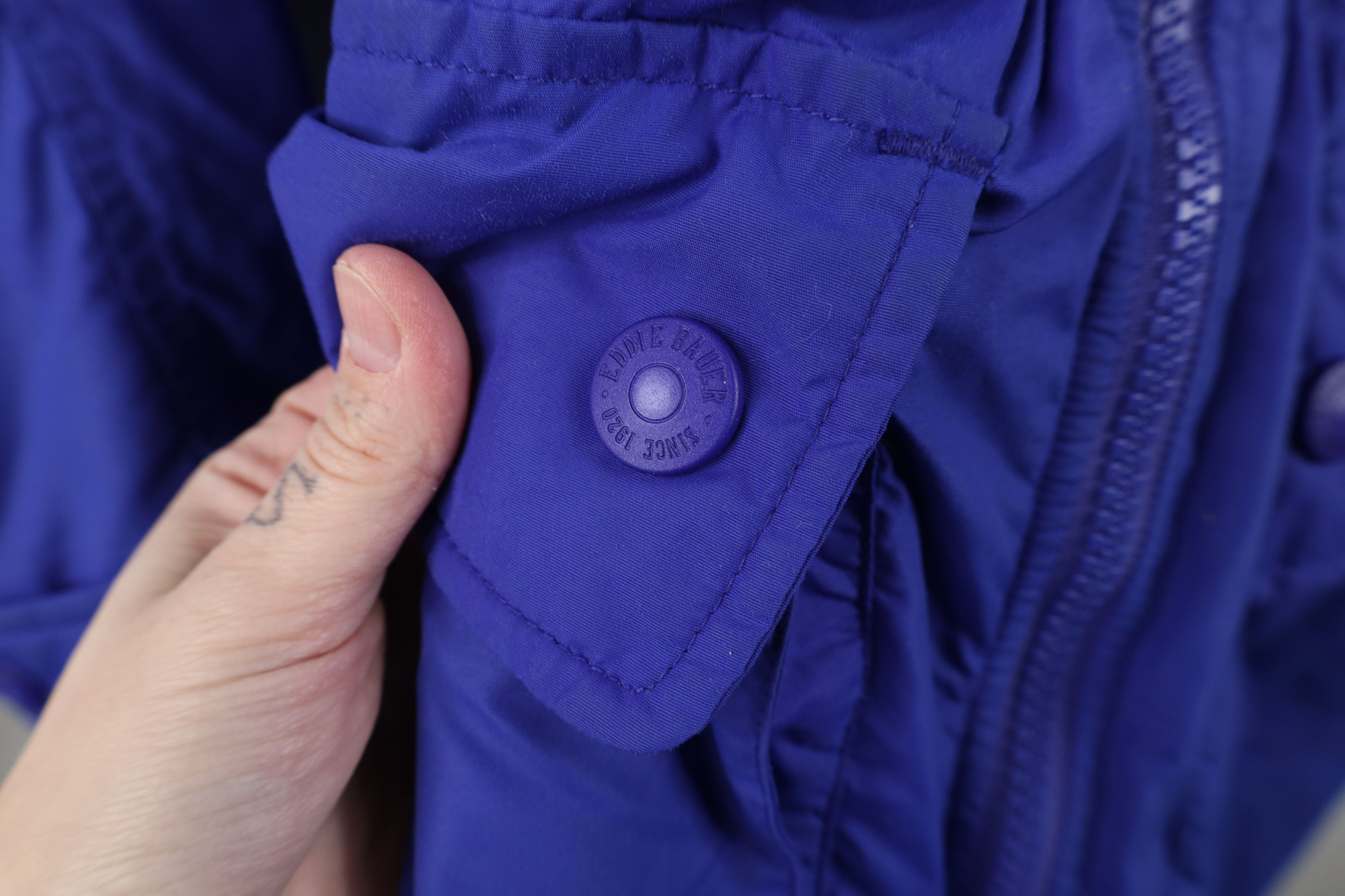 Eddie Bauer Vintage 90s Eddie Bauer Hooded Puffer Parka Jacket Purple Size M / US 6-8 / IT 42-44 - 8 Thumbnail