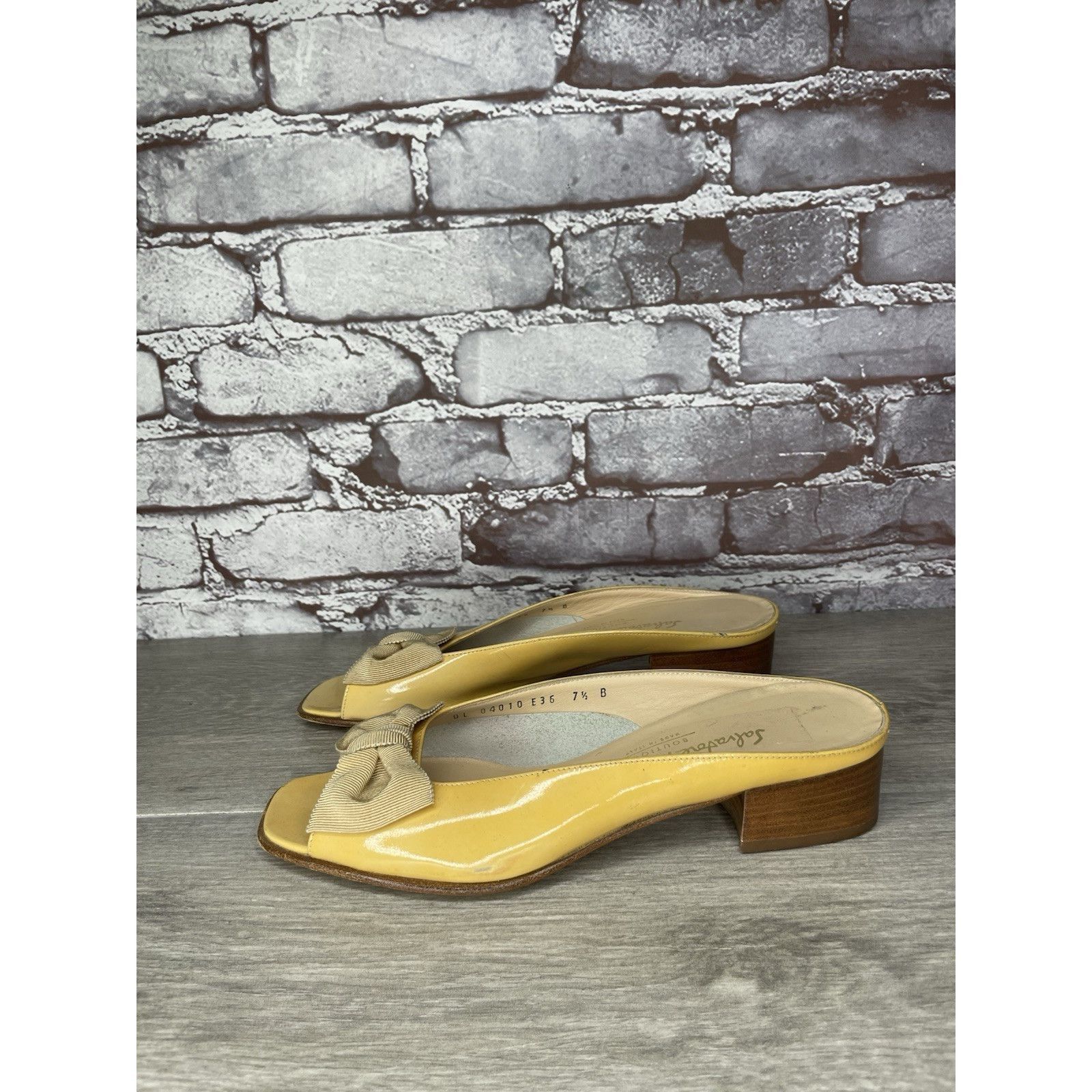 Salvatore Ferragamo Salvatore Ferragamo Yellow Patent Leather Slip On Heel Shoes Size US 7.5 / IT 37.5 - 21 Thumbnail