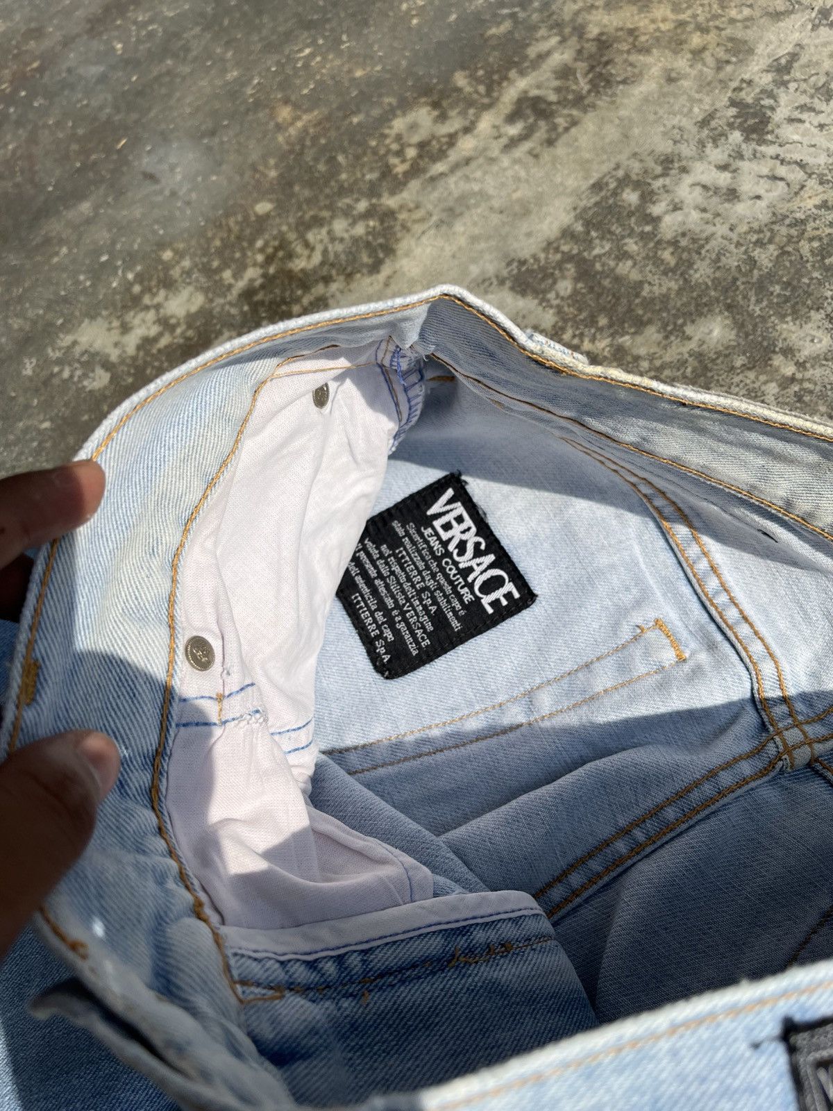 Versace × Versace Jeans Couture × Vintage Vintage Versace Jeans Couture Size US 30 / EU 46 - 9 Thumbnail
