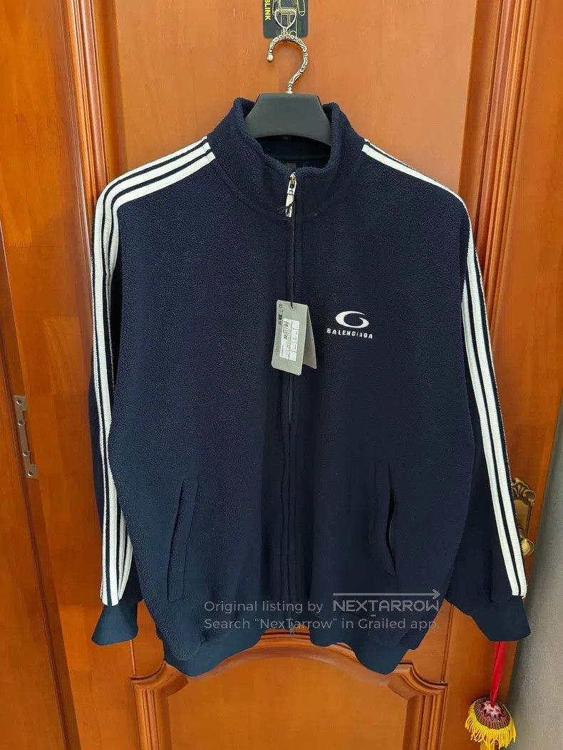 Balenciaga Balenciaga Fleece Embroidered Logo Jacket Size US S / EU 44-46 / 1 - 1 Thumbnail
