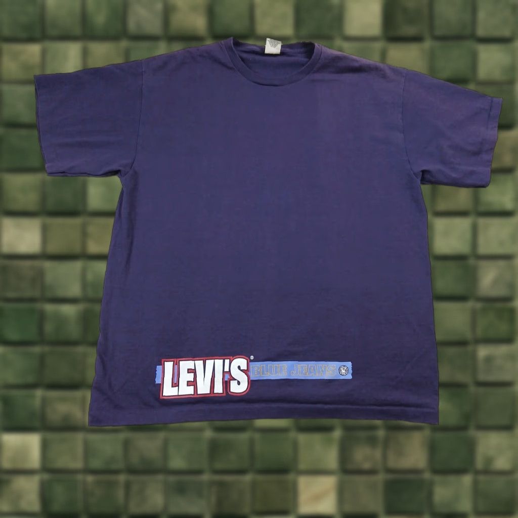 Levi's VINTAGE Levi's Shirt Mens Large Purple 90s Single Stitch T-Shirt USA 1990s Cotton Knit Short Sleeve Crew Neck Logo All Seasons Mens Size US L / EU 52-54 / 3 - 1 Thumbnail