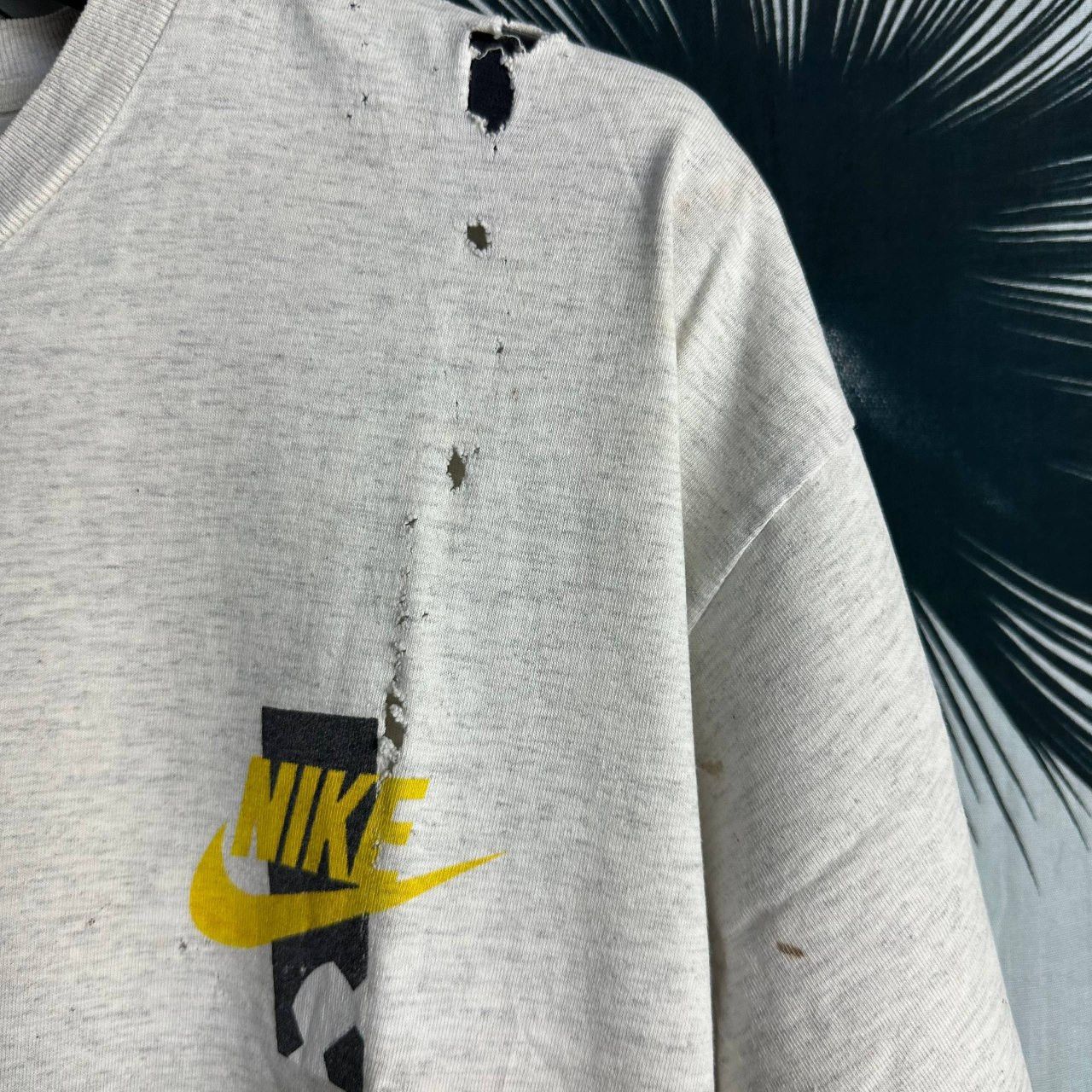 Nike Rare Vintage 90s Nike Ramblers S.C Big Graphic T-Shirt Size US XL / EU 56 / 4 - 16 Thumbnail