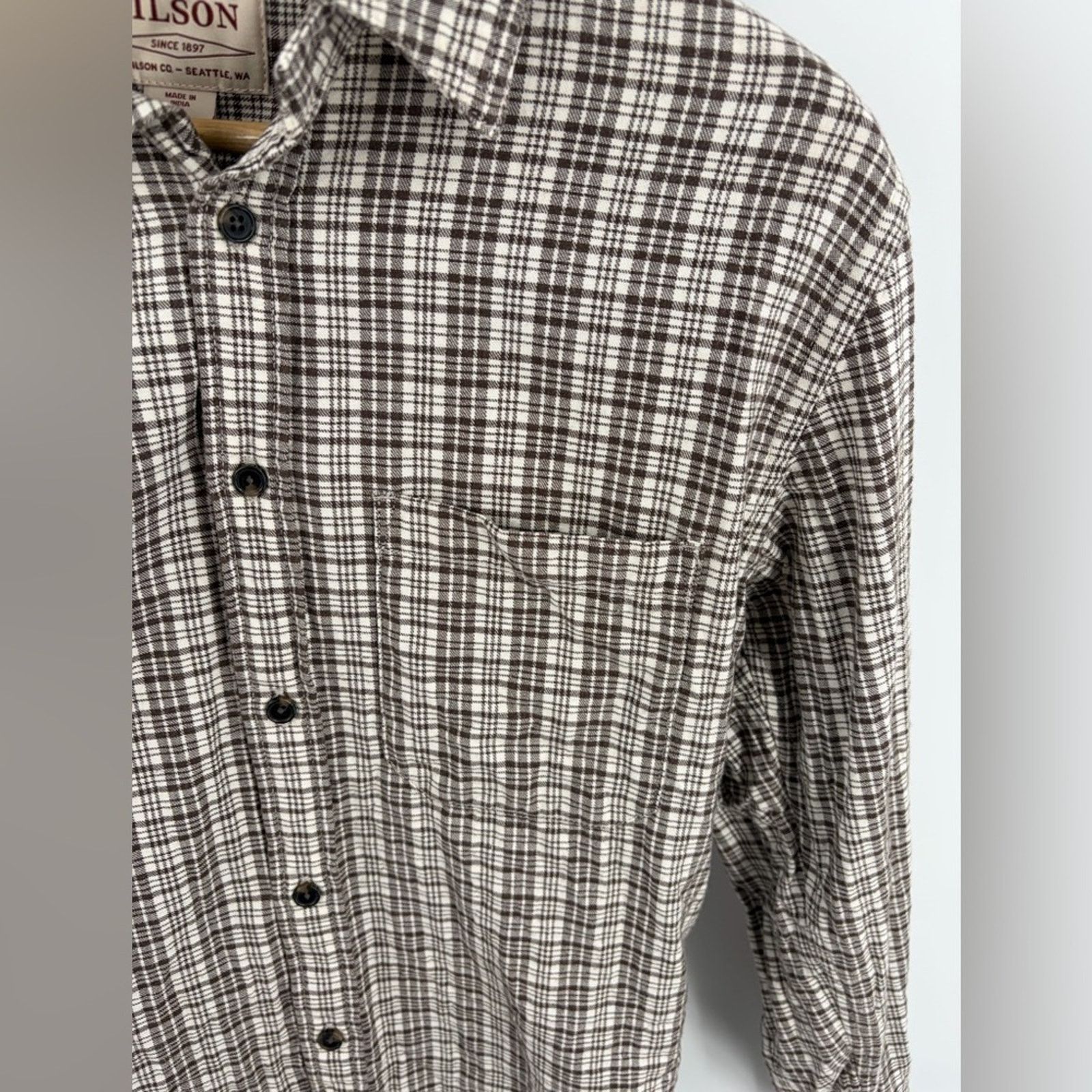 Filson Filson men’s flannel button down shirt cream brown size XS Size US XS / EU 42 / 0 - 4 Thumbnail