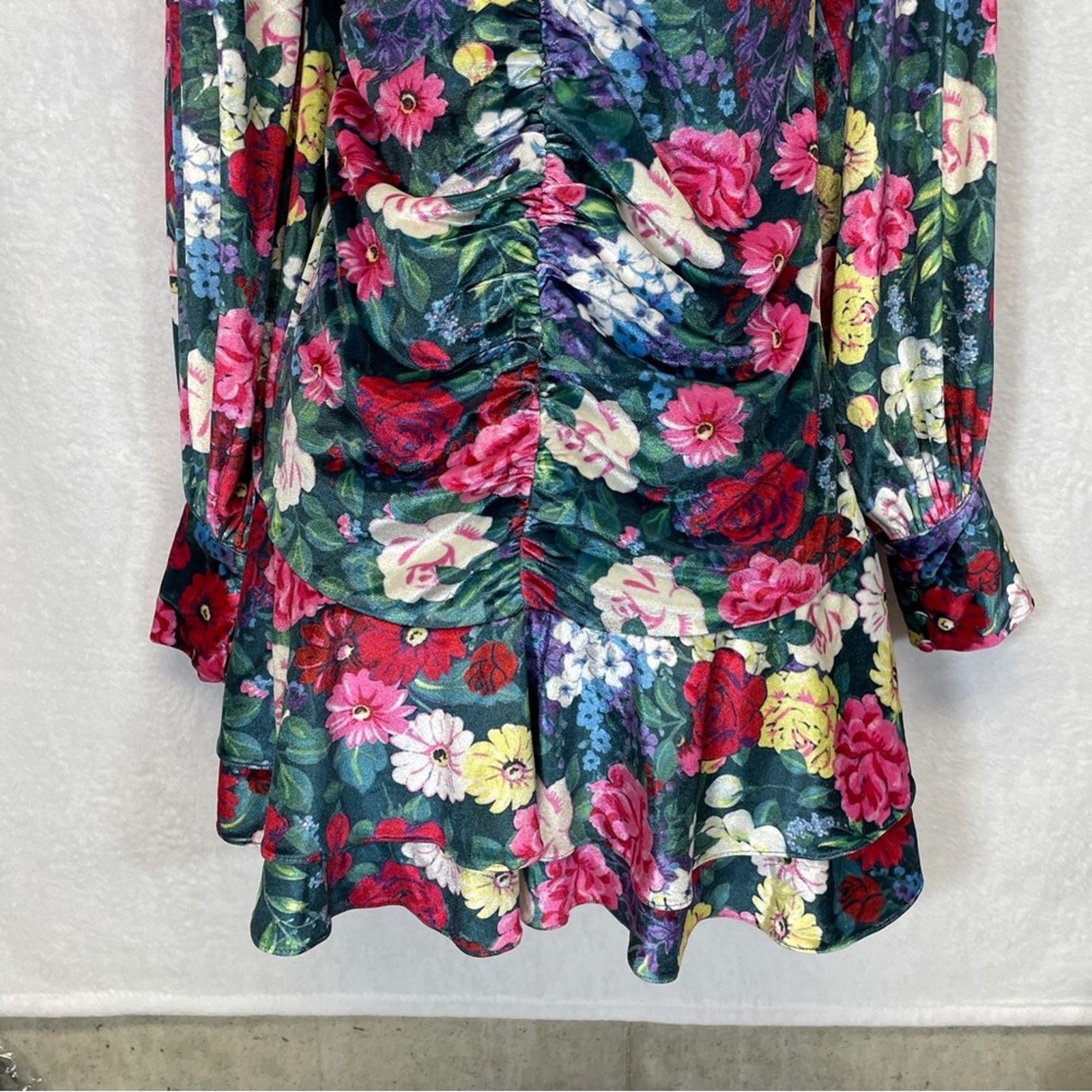 REVOLVE Revolve Rococo Sand Tallia Velvet Floral Ruched Mini Dress Size M / US 6-8 / IT 42-44 - 5 Thumbnail