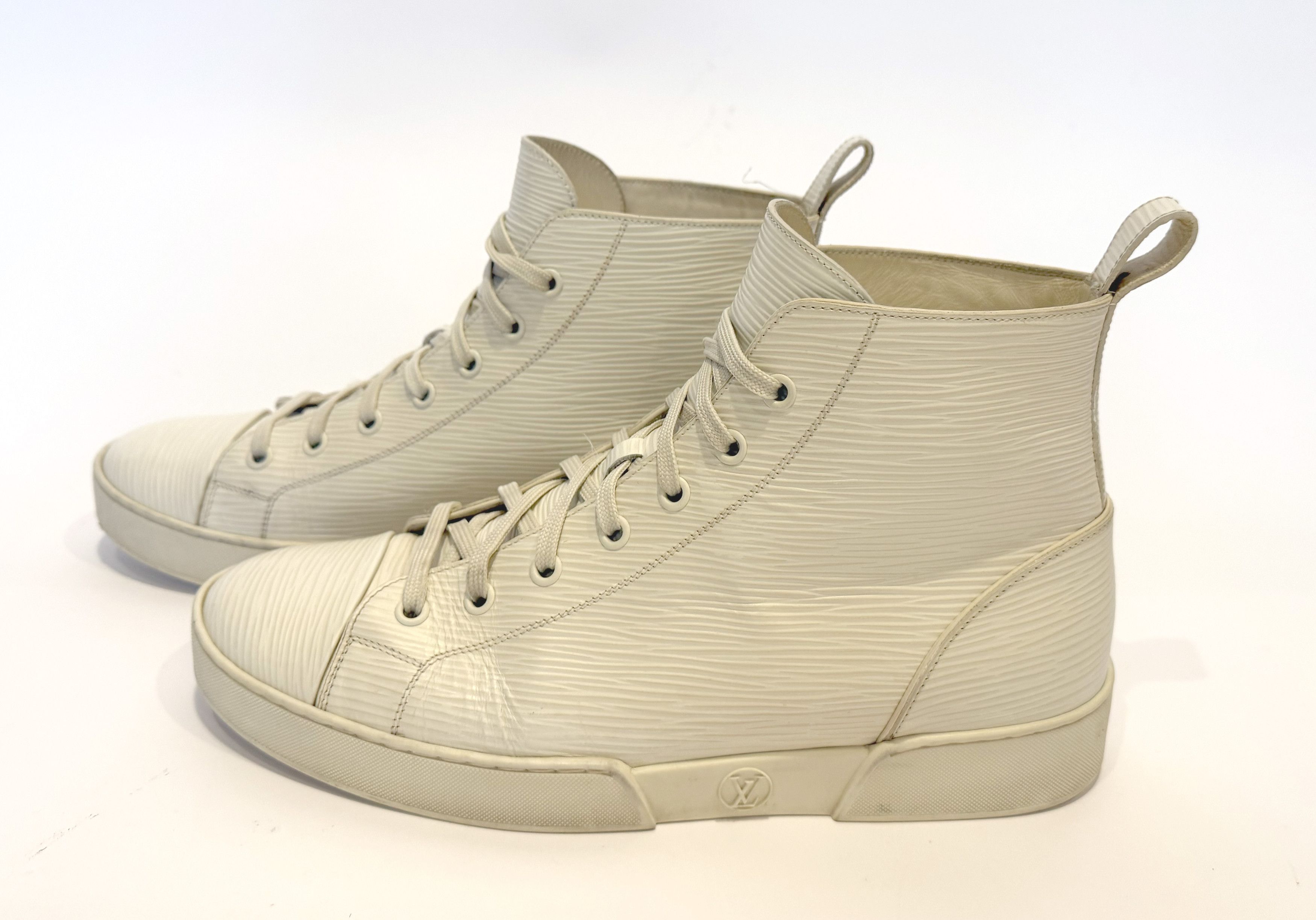 Louis Vuitton Louis Vuitton Epi Leather High-Top Sneaker - Men's Size US 6 Size US 6 / EU 39 - 3 Thumbnail