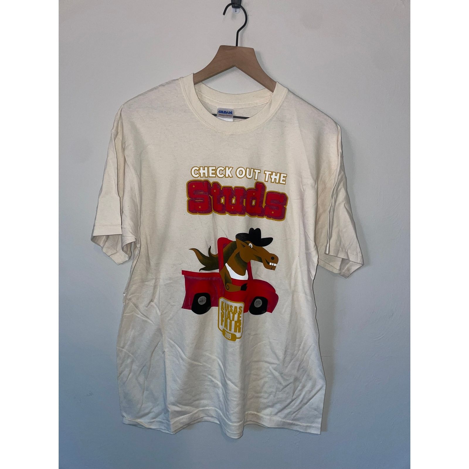 Gildan 2009 Kansas State Fair Check out The Studs Horse Shirt Large Size US L / EU 52-54 / 3 - 1 Thumbnail