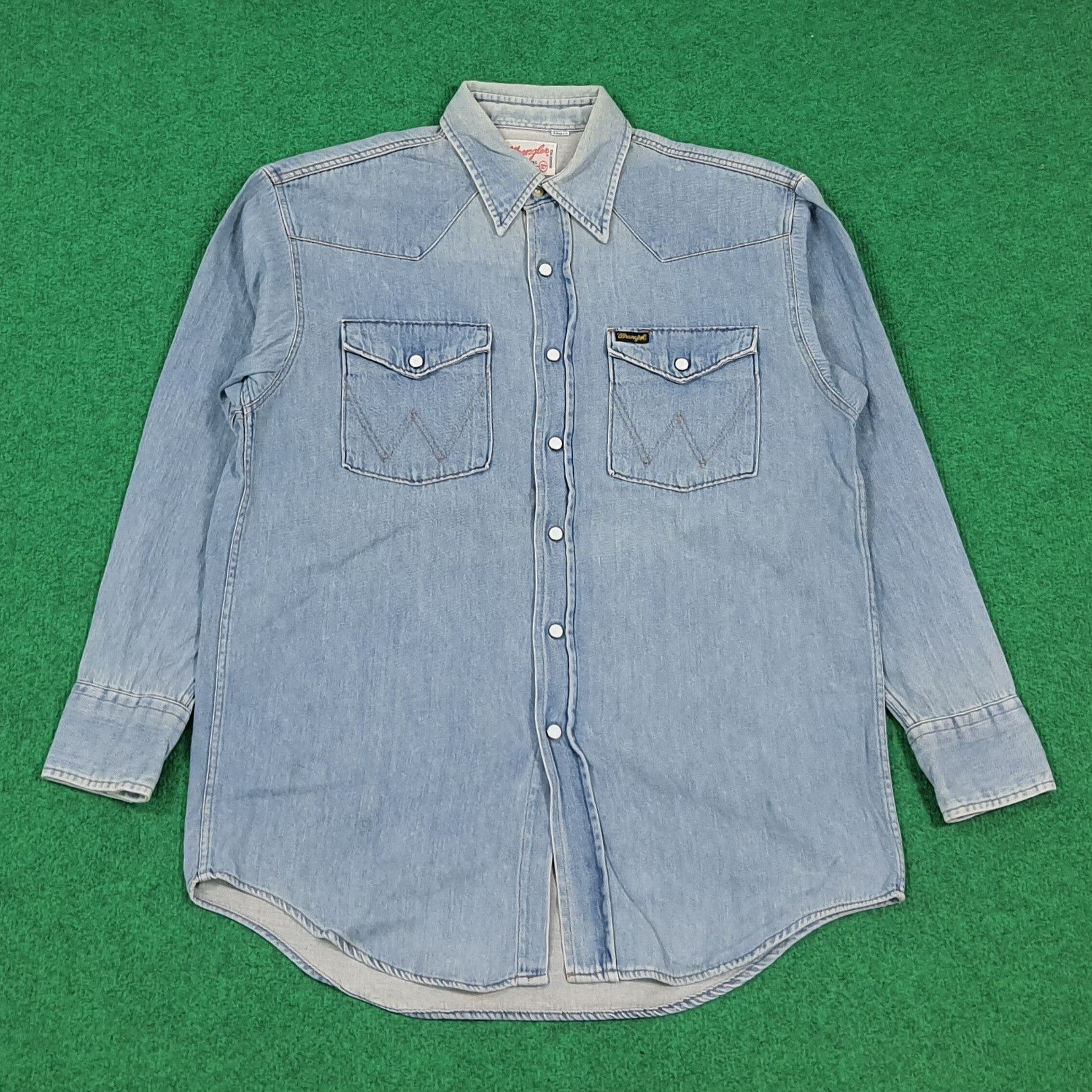 Wrangler Vintage Wrangler Denim Retro Style Button Up Shirt C299N54 Size US S / EU 44-46 / 1 - 1 Thumbnail