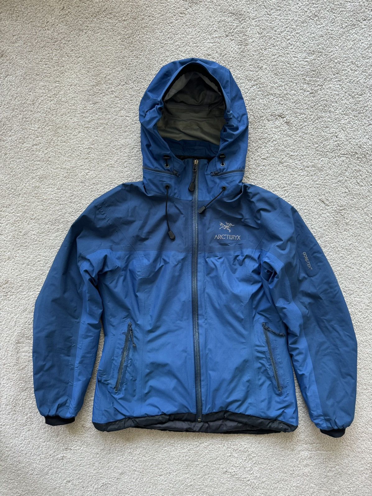 image of Arcteryx Vintage Gore Tex Woman Small in Blue, Women's