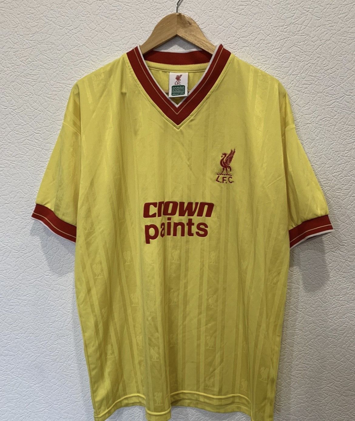 Other LIVERPOOL VINTAGE 90’s SOCCER JERSEY YELLOW CROWN PAINTS Size US XL / EU 56 / 4 - 1 Thumbnail