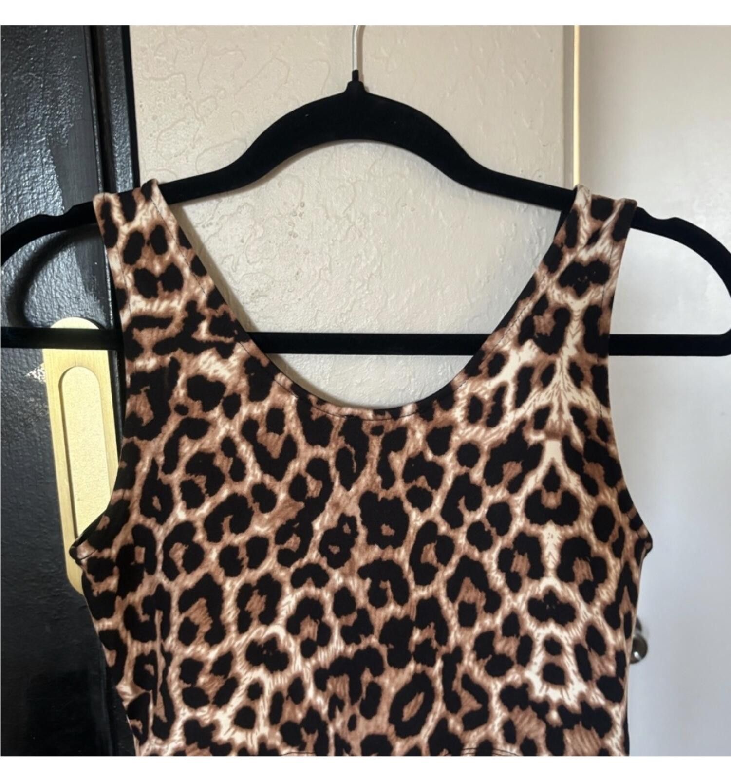 Other (Fashion Nova) Leopard Print Crop Top Size M / US 6-8 / IT 42-44 - 5 Thumbnail