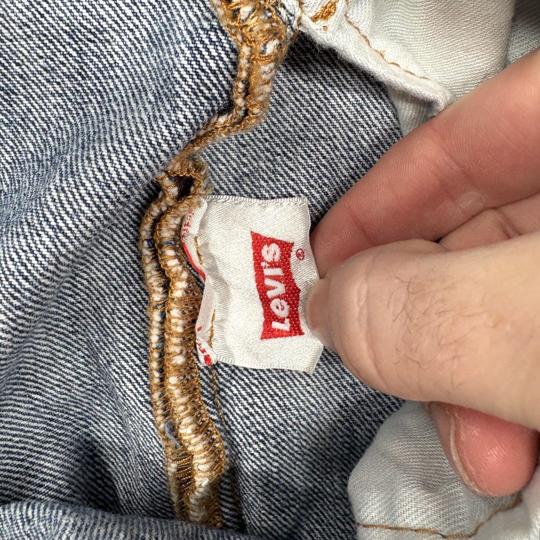 Levi's VINTAGE Levi's 501 Jeans Mens 36x34 Medium Blue Denim Button Fly Straight Leg Y2K Size US 36 / EU 52 - 5 Thumbnail
